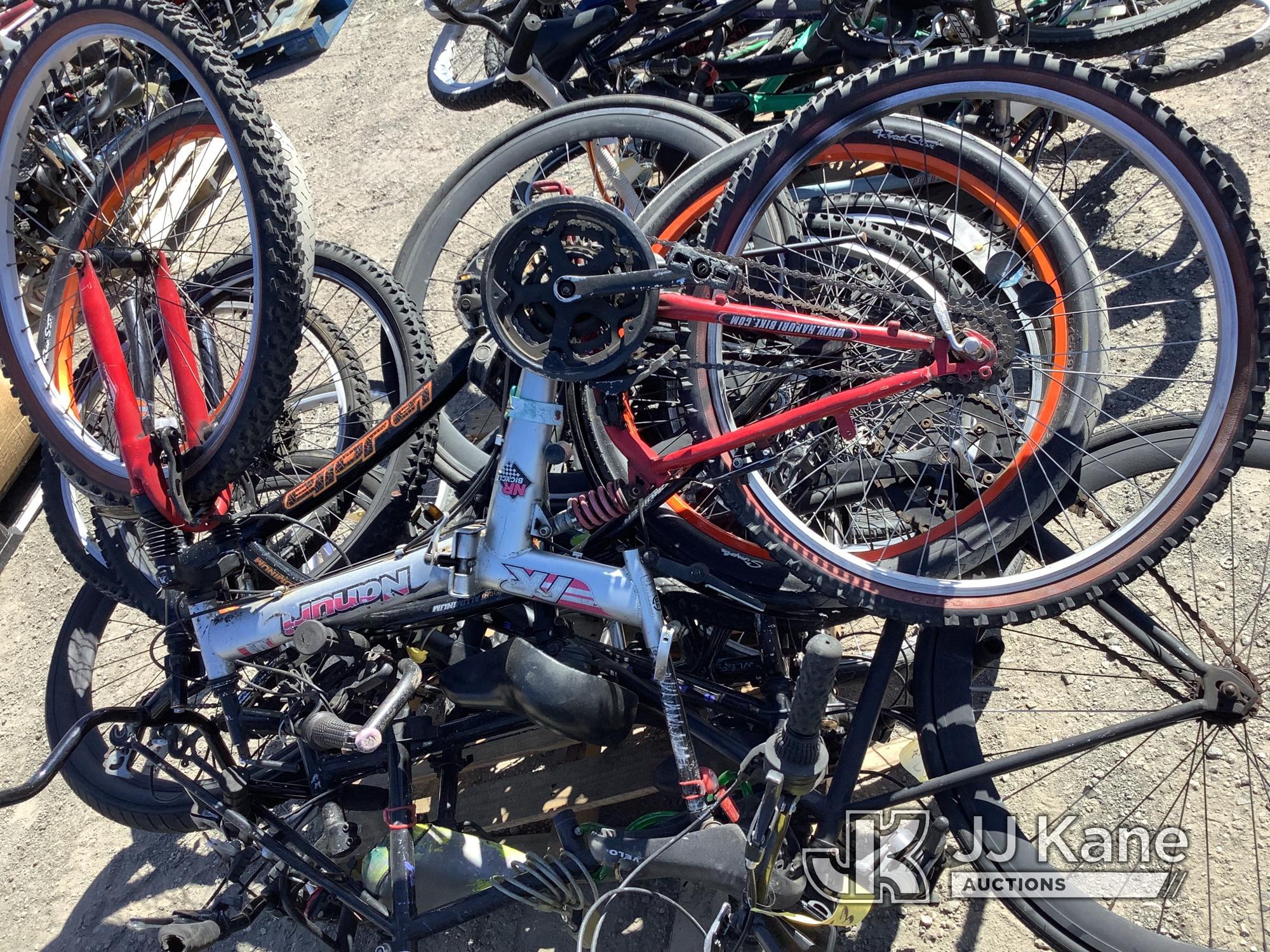 (Jurupa Valley, CA) 3 Pallets Of Bikes (Used) NOTE: This unit is being sold AS IS/WHERE IS via Timed