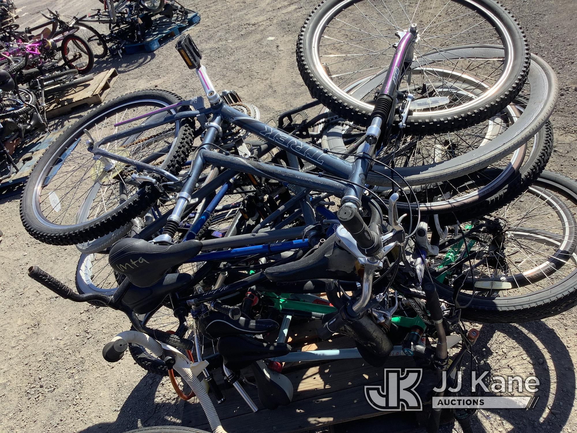 (Jurupa Valley, CA) 3 Pallets Of Bikes (Used) NOTE: This unit is being sold AS IS/WHERE IS via Timed