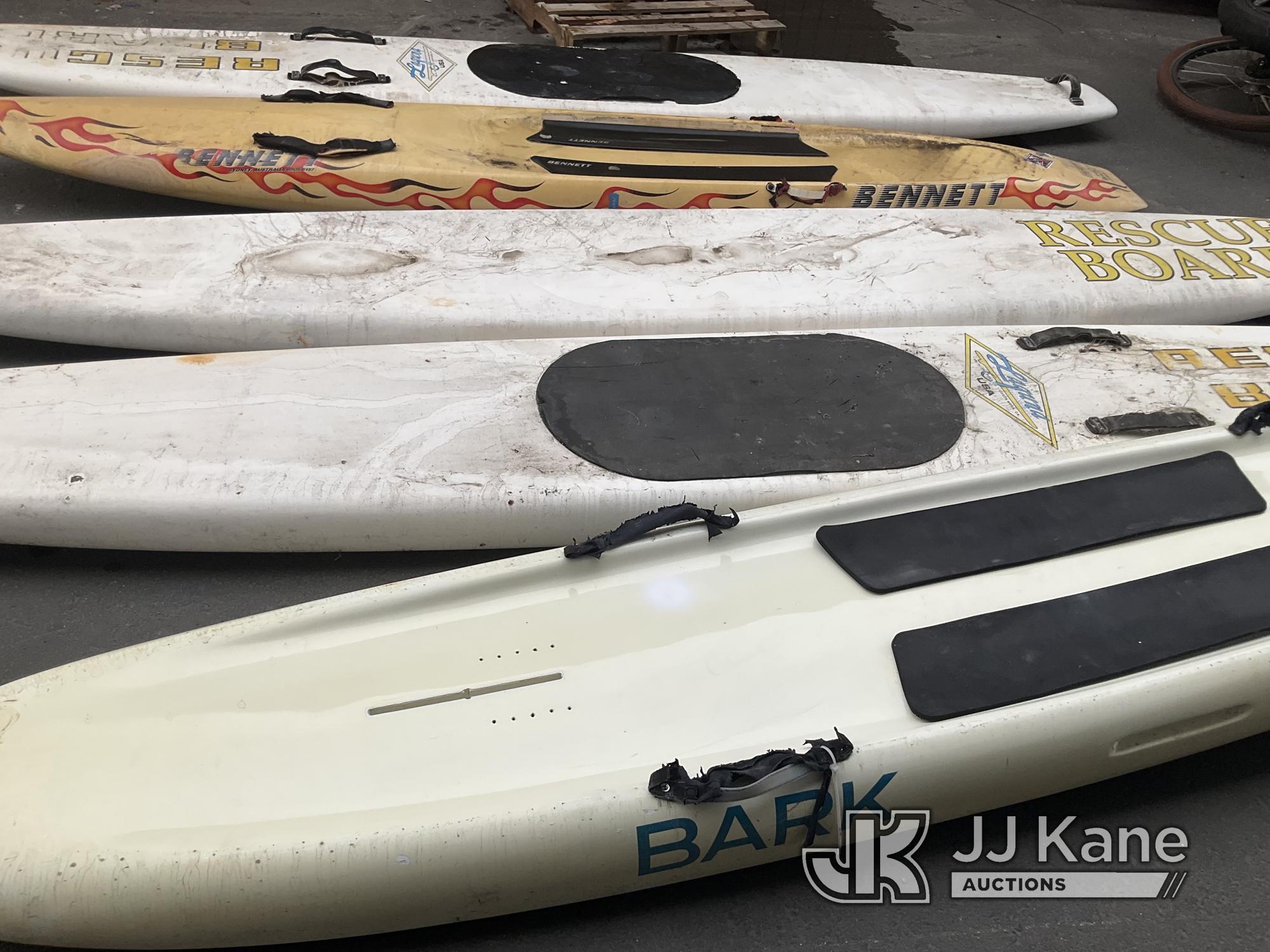 (Jurupa Valley, CA) 5 Paddle-boards / Surfboards (Used) NOTE: This unit is being sold AS IS/WHERE IS