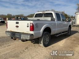 (Charlotte, MI) 2015 Ford F250 4x4 Crew-Cab Pickup Truck Runs, Moves, Rust, Body Damage, Cracked Win