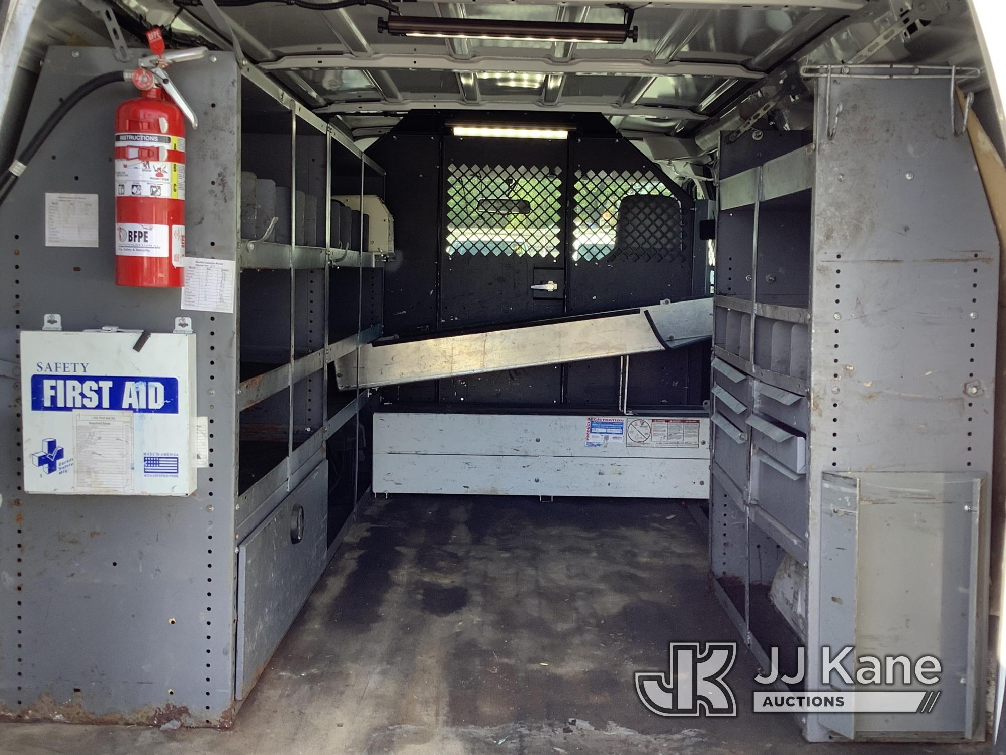 (Chester Springs, PA) 2014 Ford E150 Cargo Van Runs & Moves, TPS Light On, Rust & Body Damage) (Insp