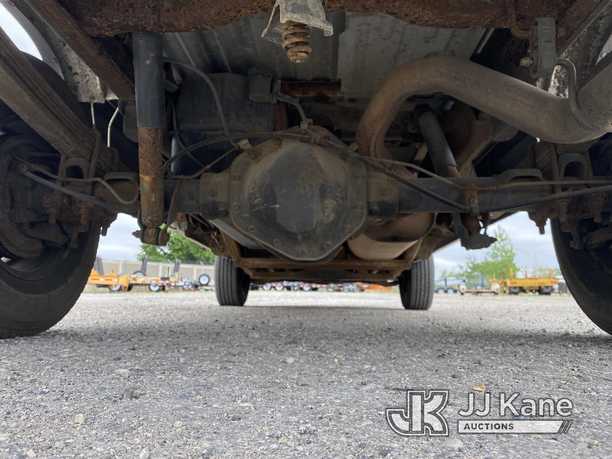 (Plymouth Meeting, PA) 2004 GMC Sierra 2500HD Pickup Truck Runs & Moves, Body & Rust Damage