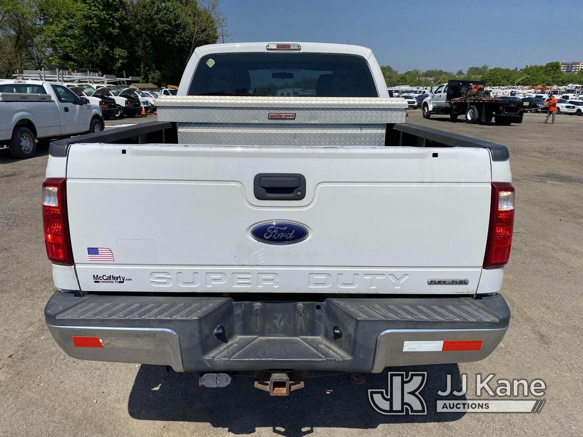 (Plymouth Meeting, PA) 2013 Ford F250 4x4 Extended-Cab Pickup Truck Runs & Moves, Body & Rust Damage