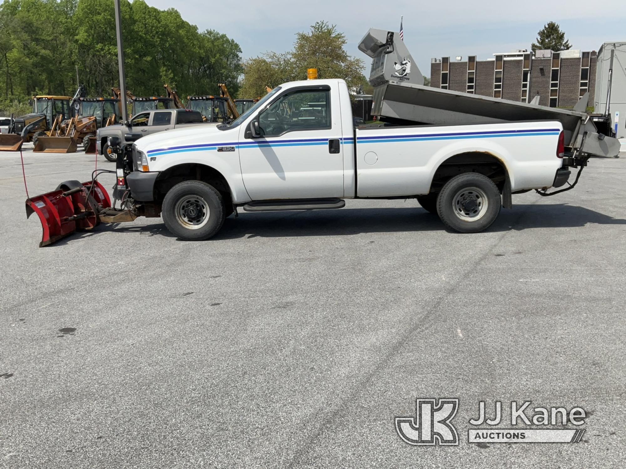 (Chester Springs, PA) 2002 Ford F350 4x4 Pickup Truck Runs & Moves, Body & Rust Damage, Dump Operate