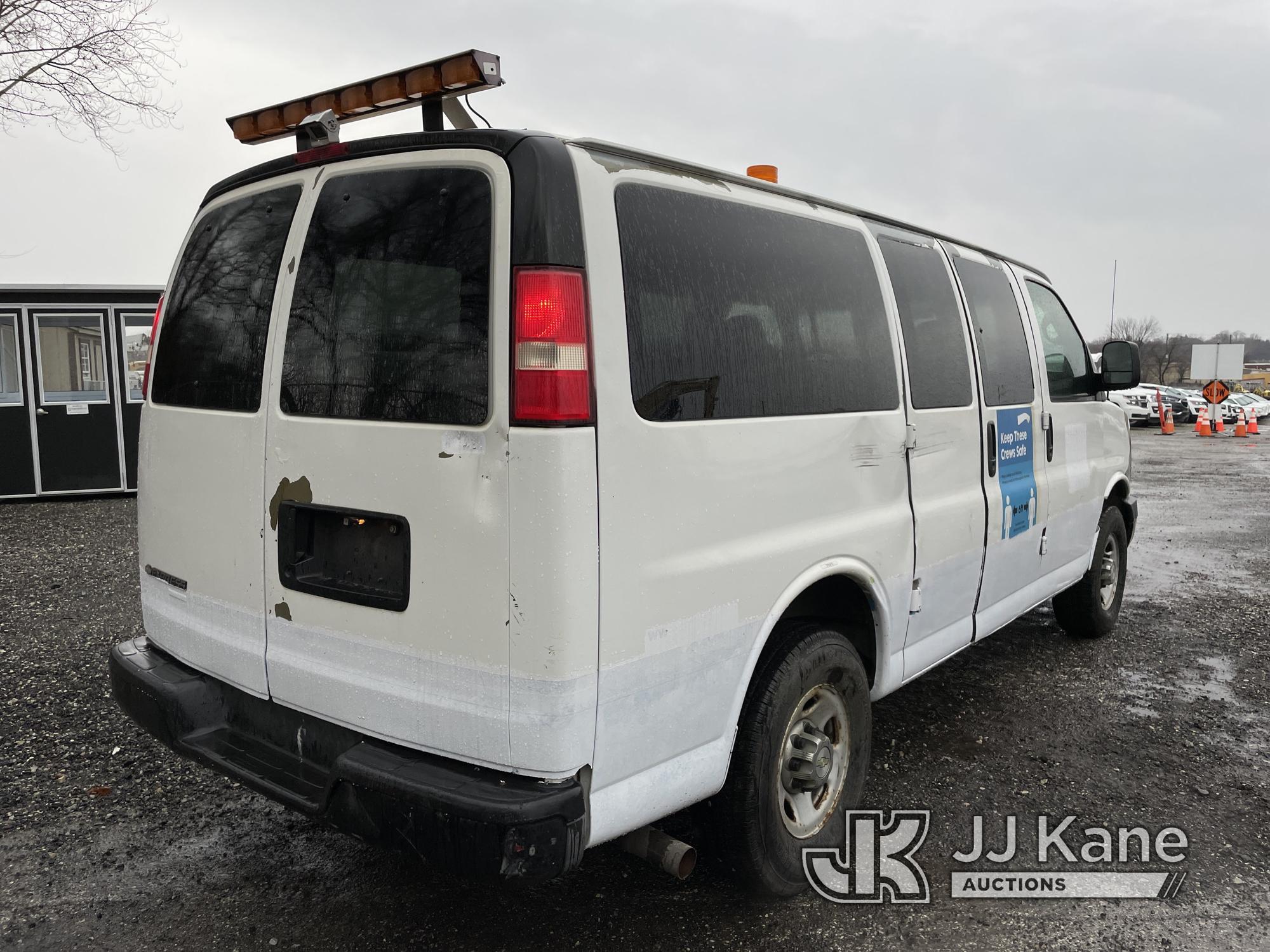 (Plymouth Meeting, PA) 2008 Chevrolet Express G3500 Window Passenger/Cargo Van Runs & Moves, Body &