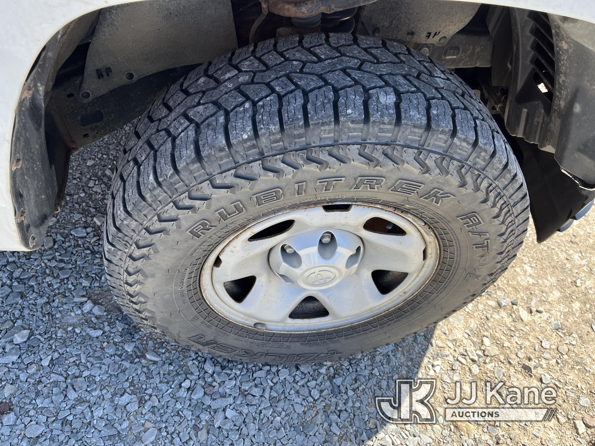 (Smock, PA) 2016 Toyota Tacoma 4x4 Extended-Cab Pickup Truck Runs & Moves, Jump To Start, Cracked Ra