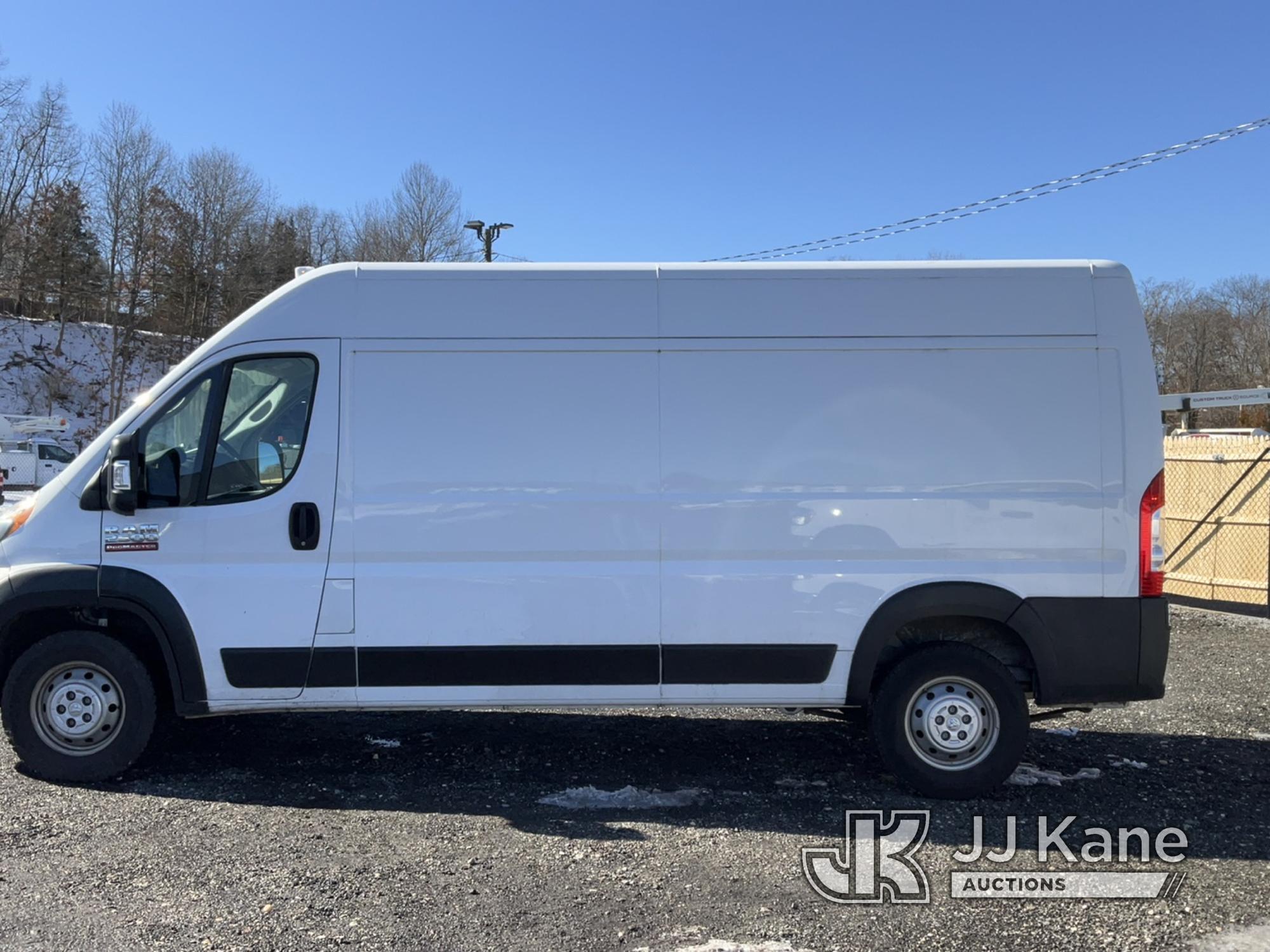 (Kings Park, NY) 2020 RAM Promaster 2500 High-Top Cargo Van Runs & Moves, Minor Body Damage) (Inspec