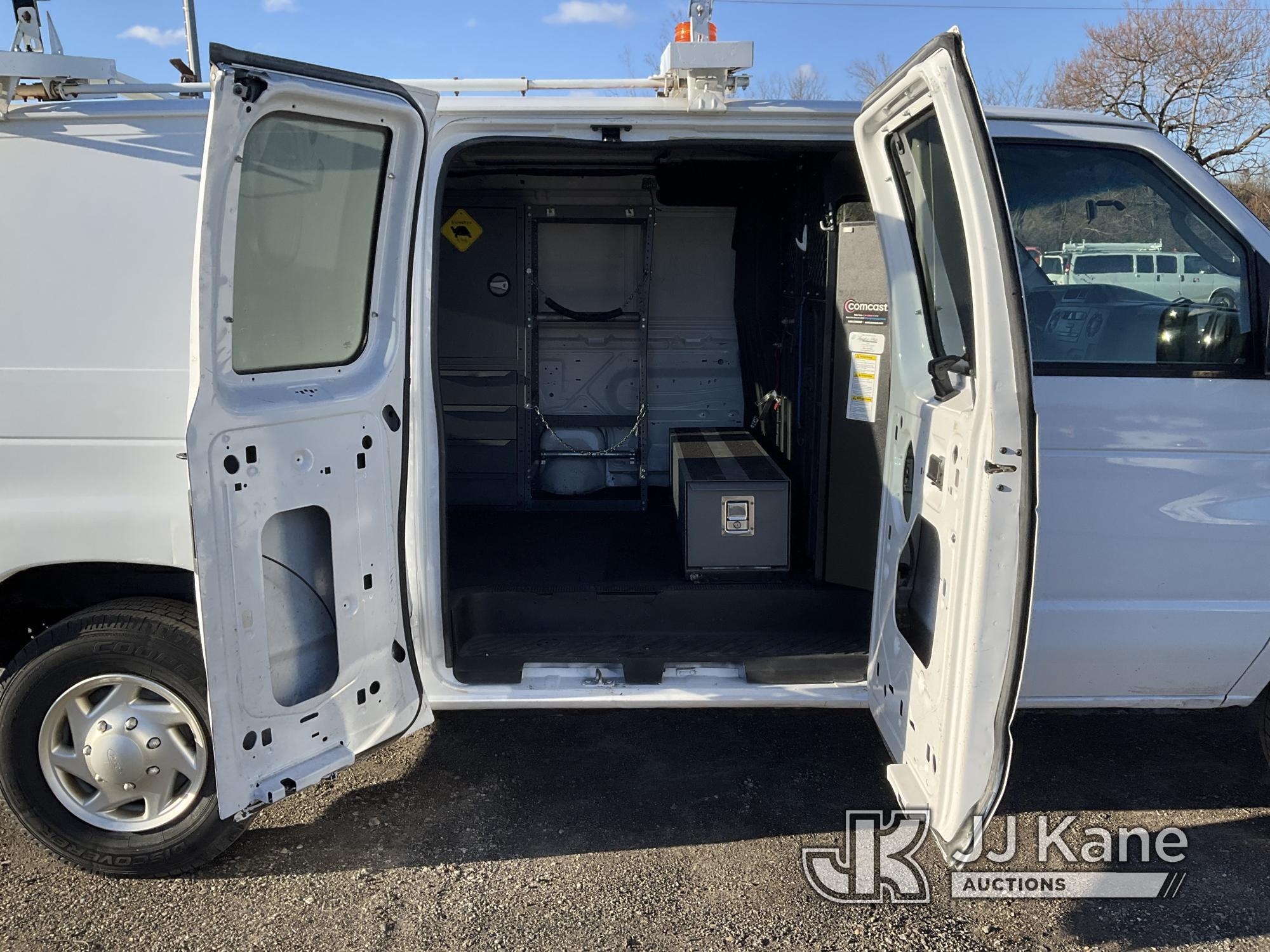 (Plymouth Meeting, PA) 2011 Ford E250 Cargo Van Runs & Moves, Body & Rust Damage