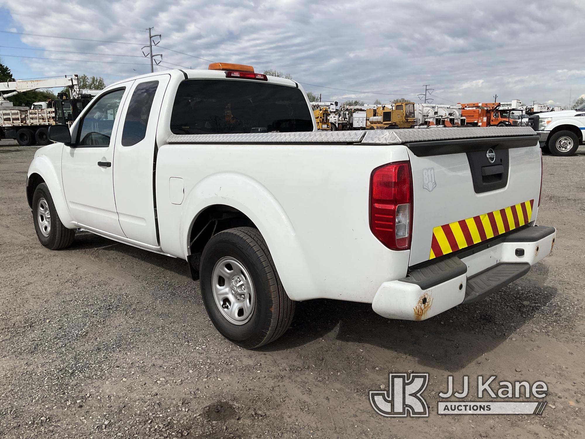 (Plymouth Meeting, PA) 2017 Nissan Frontier Extended-Cab Pickup Truck Runs & Moves, Body & Rust Dama