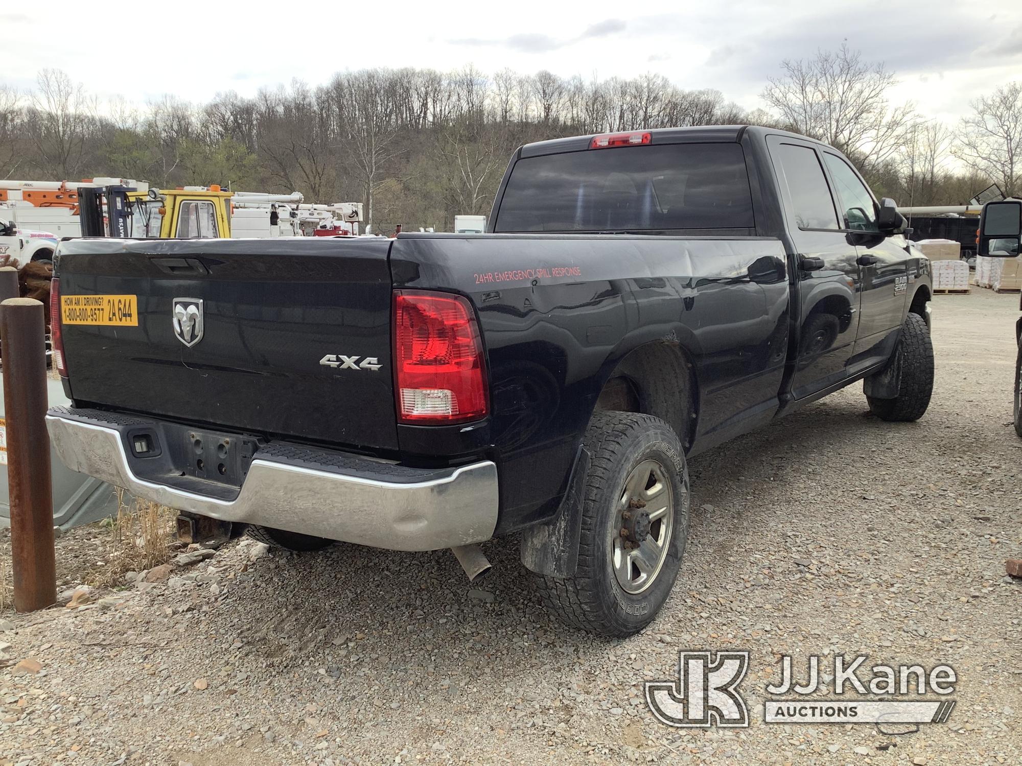 (Smock, PA) 2014 RAM 2500 4x4 Crew-Cab Pickup Truck Not Running, Condition Unknown, No brakes, No Po