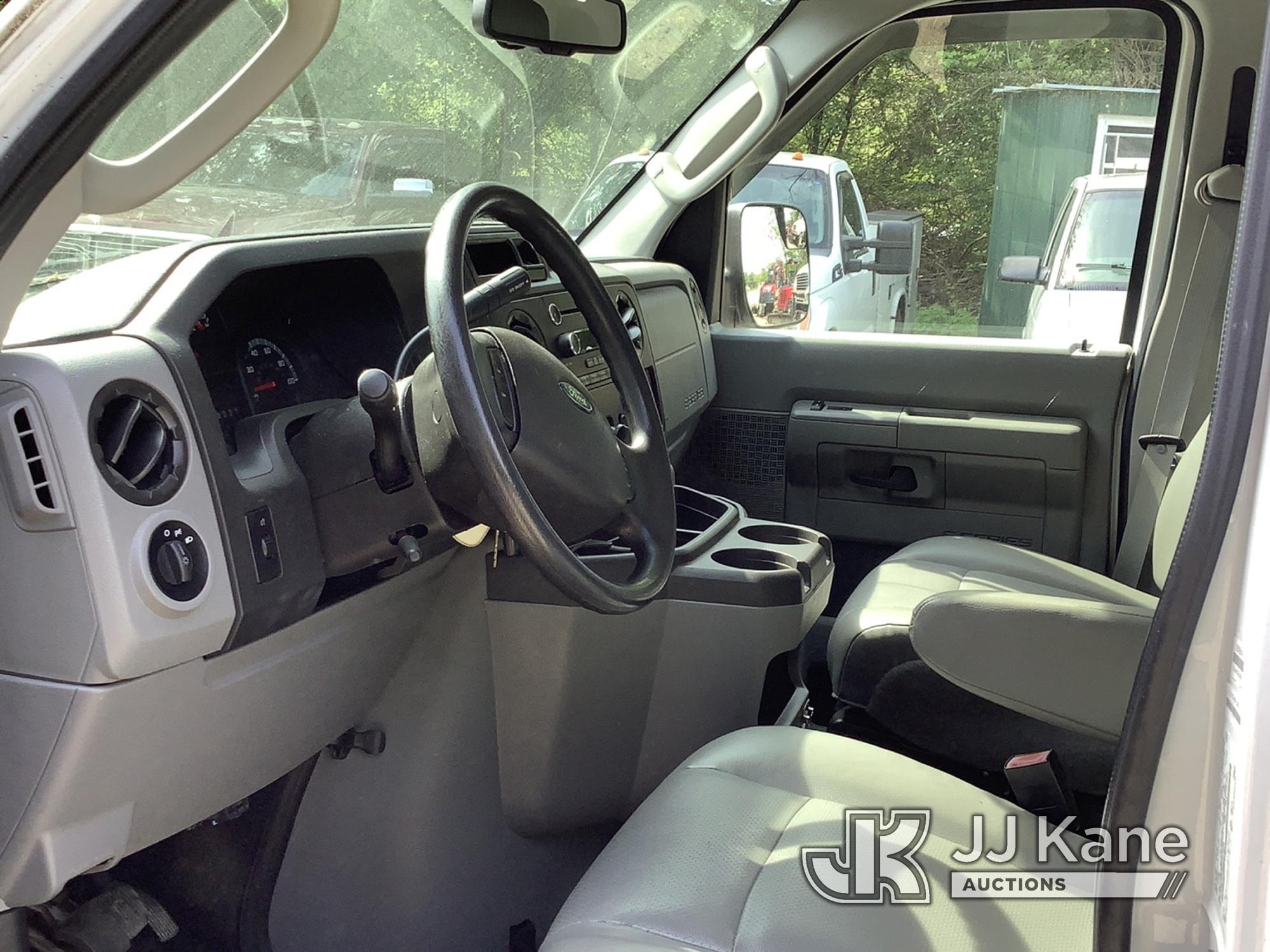 (Harmans, MD) 2014 Ford E150 Cargo Van Runs & Moves, Rust & Body Damage