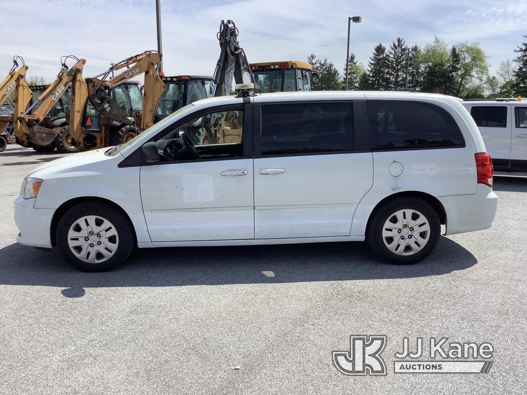 (Chester Springs, PA) 2015 Dodge Grand Caravan Mini Passenger Van Runs & Moves, Engine Noise, Check