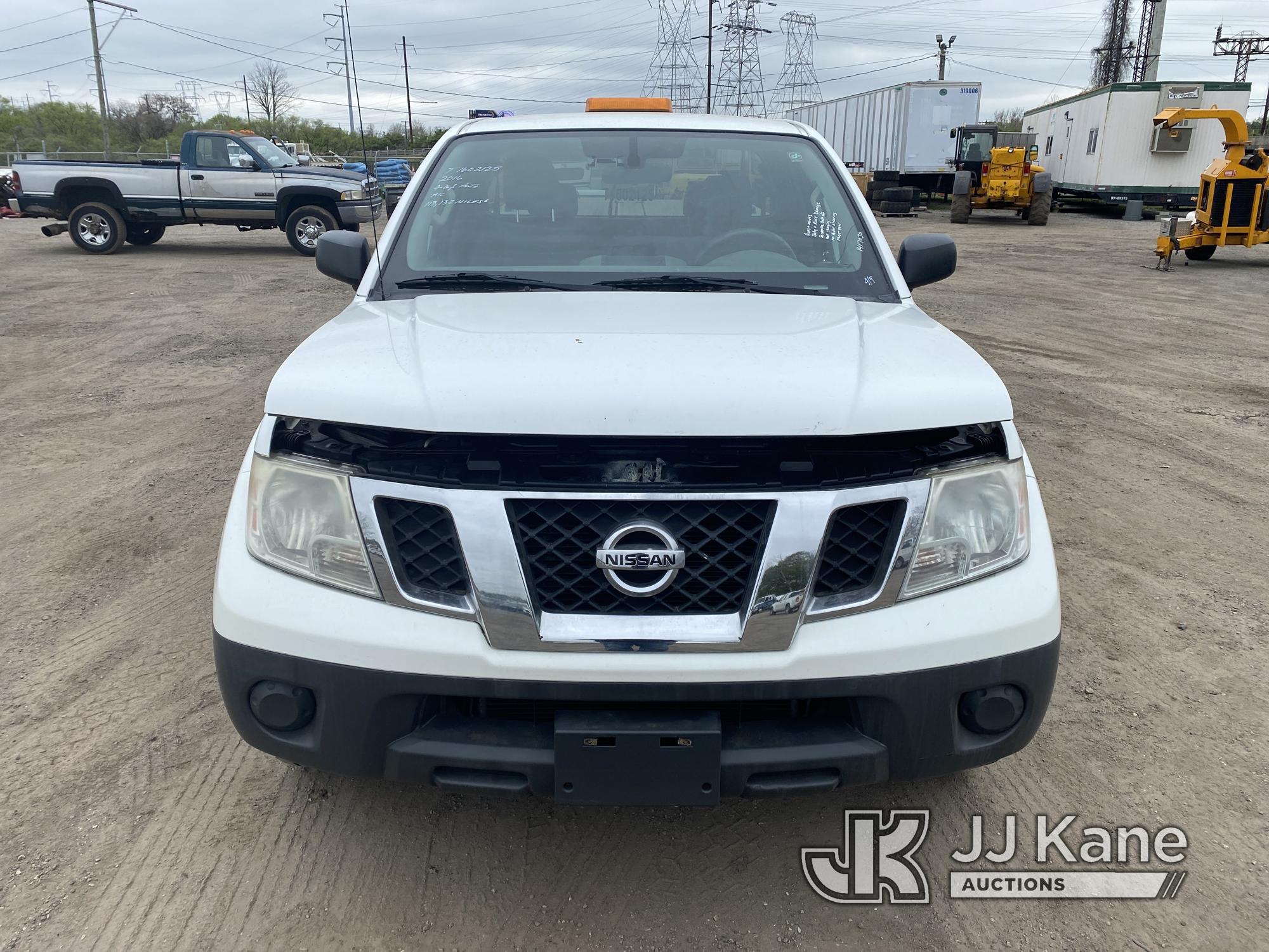 (Plymouth Meeting, PA) 2016 Nissan Frontier Extended-Cab Pickup Truck Runs & Moves, Body & Rust Dama