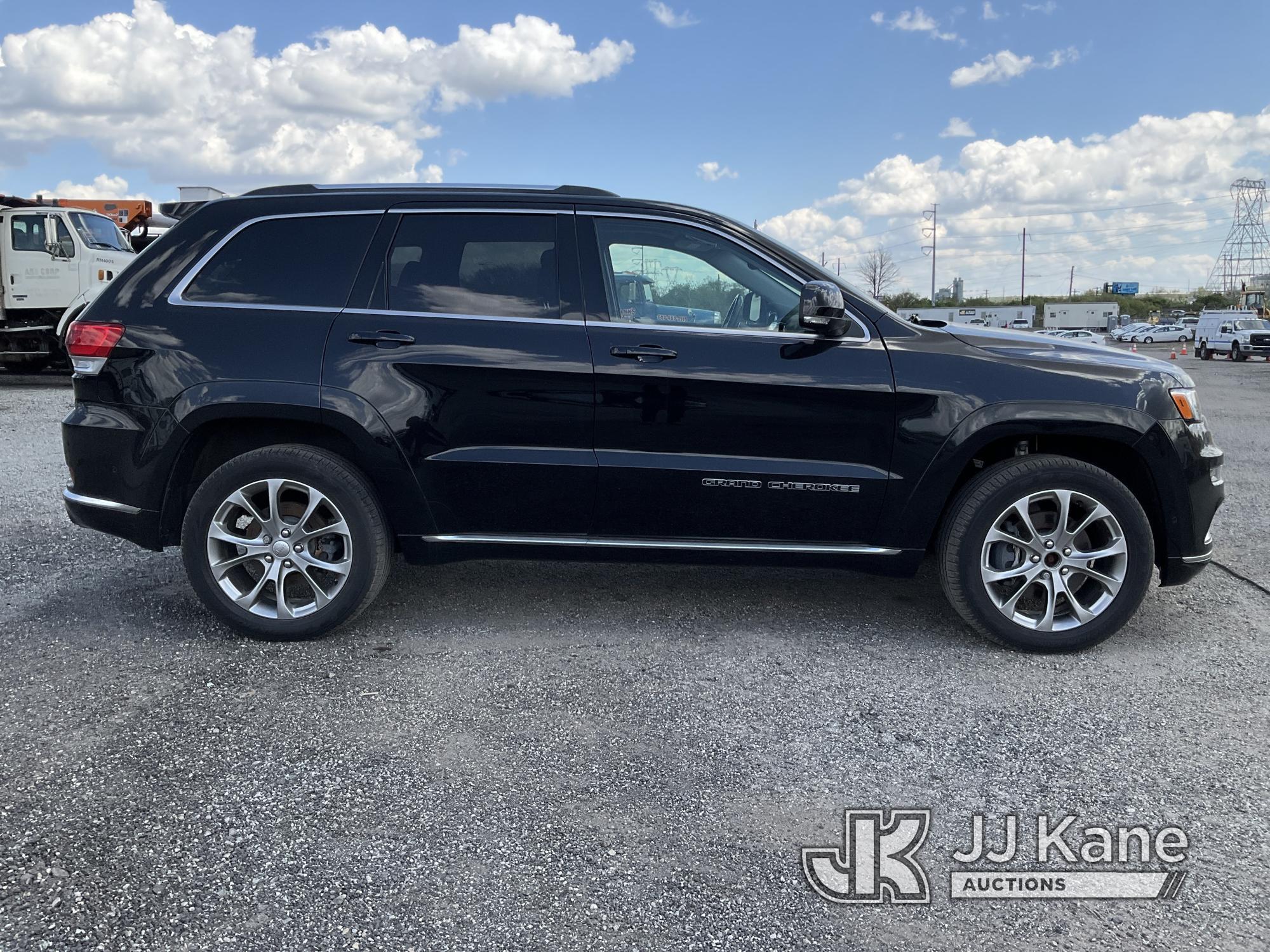 (Plymouth Meeting, PA) 2019 Jeep Grand Cherokee 4x4 4-Door Sport Utility Vehicle Runs & Moves, Body