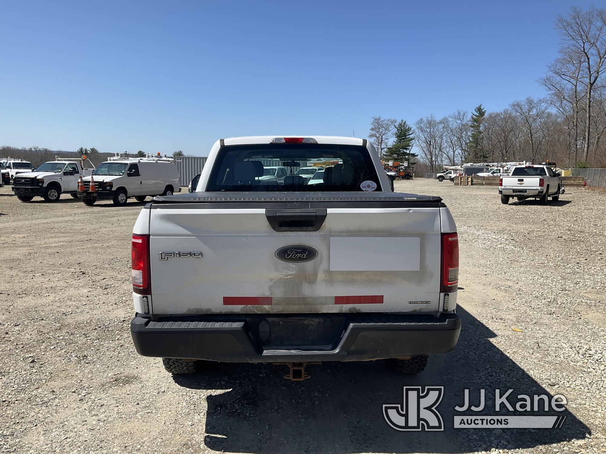 (Shrewsbury, MA) 2016 Ford F150 4x4 Crew-Cab Pickup Truck Runs & Moves With Transmission Issues) (Lu