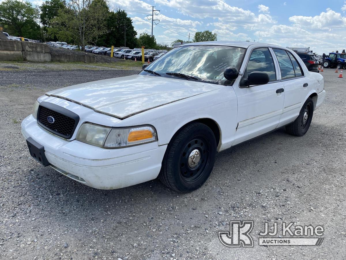 (Plymouth Meeting, PA) 2009 Ford Crown Victoria Police Interceptor 4-Door Sedan Runs & Moves, Body &