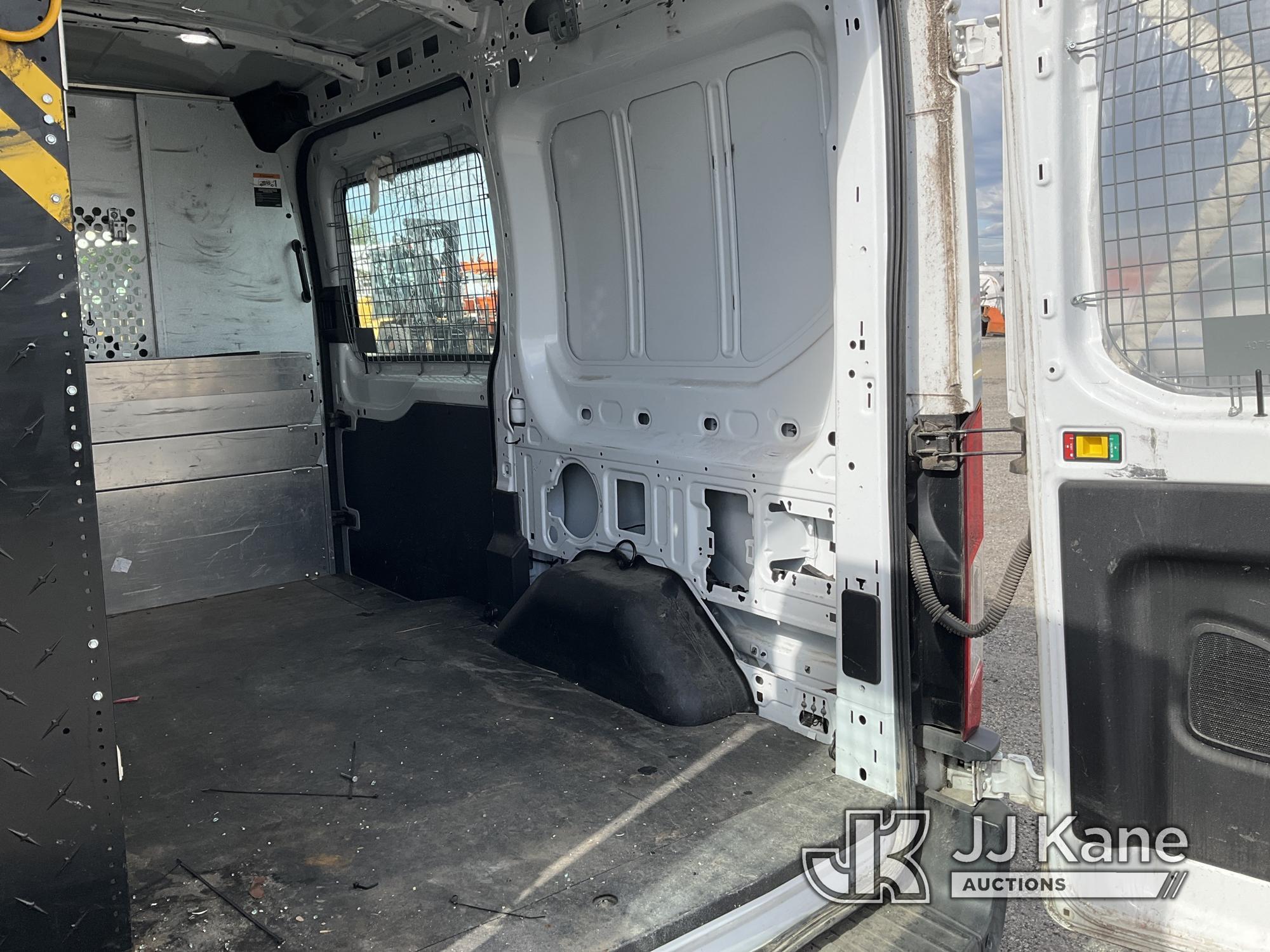 (Plymouth Meeting, PA) 2019 Ford Transit-150 Cargo Van, Roof Damage Runs & Moves, Major Body Damage,