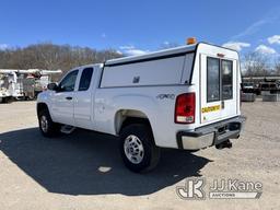 (Smock, PA) 2011 GMC Sierra 1500 4x4 Extended-Cab Pickup Truck Title Delay) (Runs & Moves, Rust & Bo