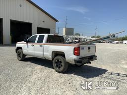 (Fort Wayne, IN) 2018 Chevrolet Silverado K1500 4X4 Extended-Cab Pickup Truck Not Running, Condition