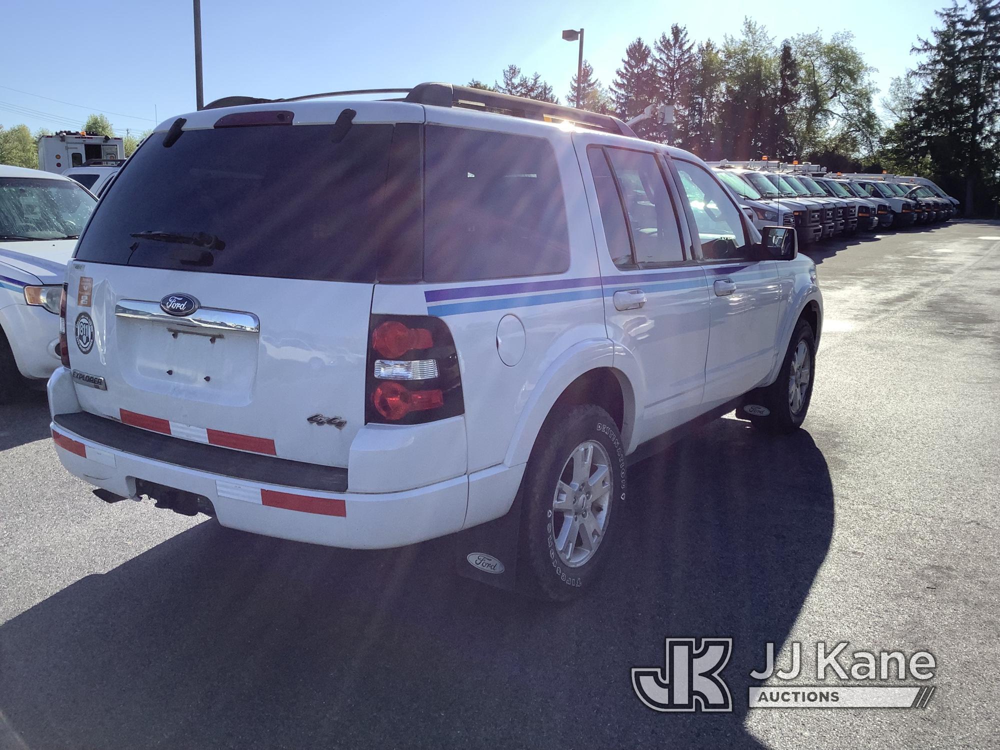 (Chester Springs, PA) 2010 Ford Explorer 4x4 4-Door Sport Utility Vehicle Runs & Moves, Check Engine