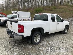 (Shrewsbury, MA) 2007 Chevrolet Silverado 1500 4x4 Extended-Cab Pickup Truck Runs) (Does Not Move, B