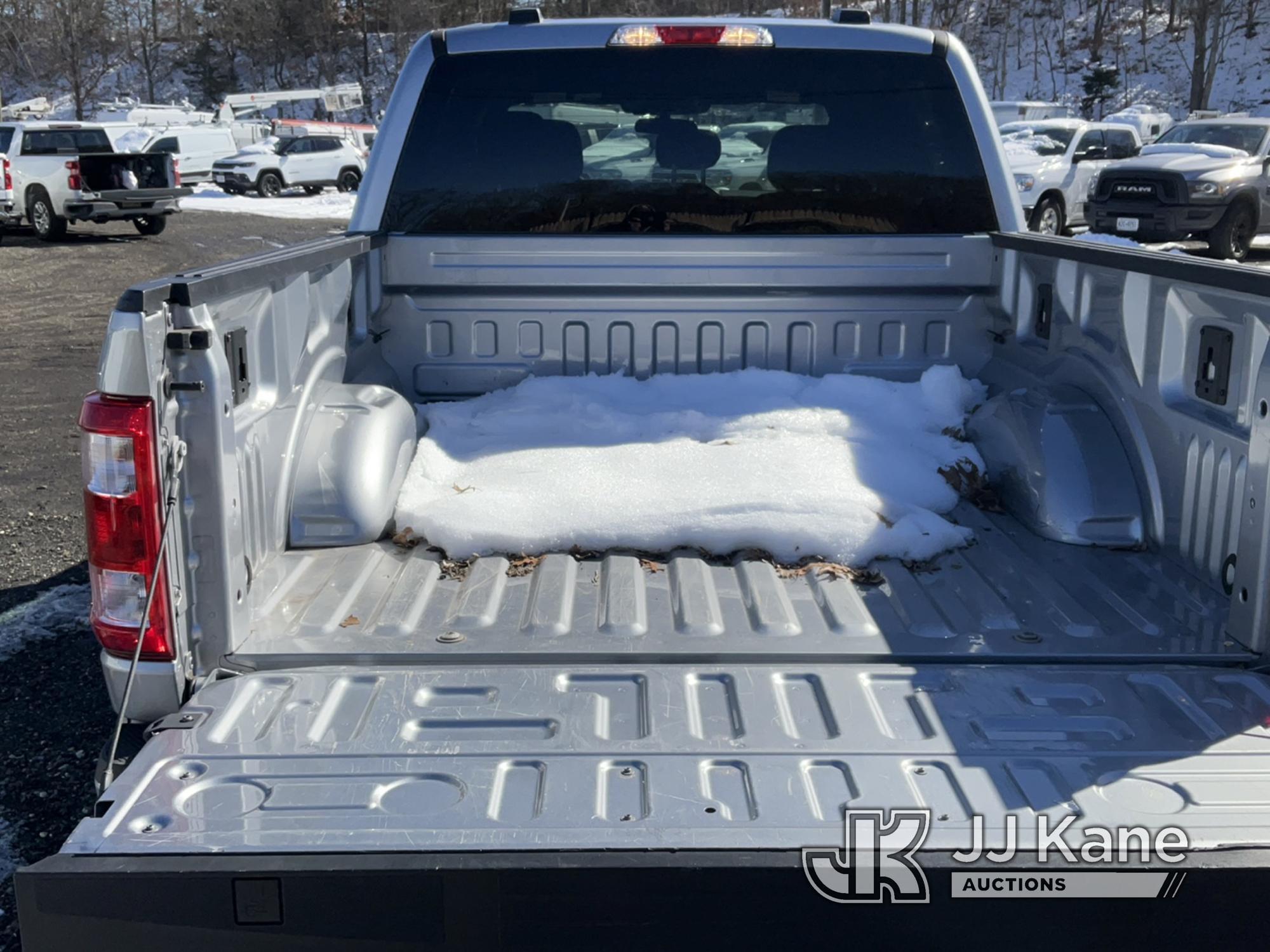 (Kings Park, NY) 2021 Ford F150 XLT 4x4 Crew-Cab Pickup Truck Runs & Moves) (Inspection and Removal