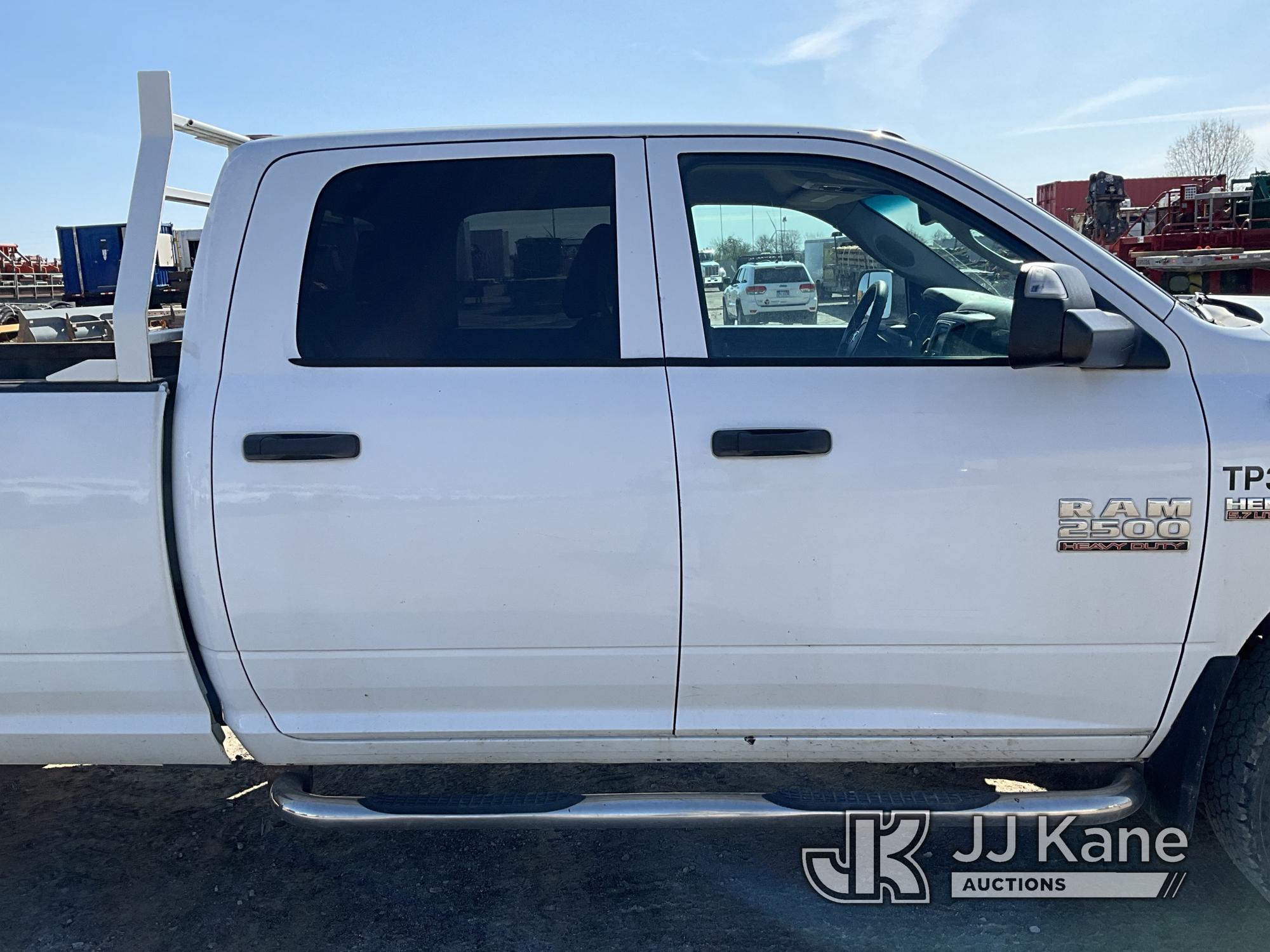 (Rosebush, MI) 2014 RAM 2500 4x4 Pickup Truck Runs & Moves) (Jump To Start.