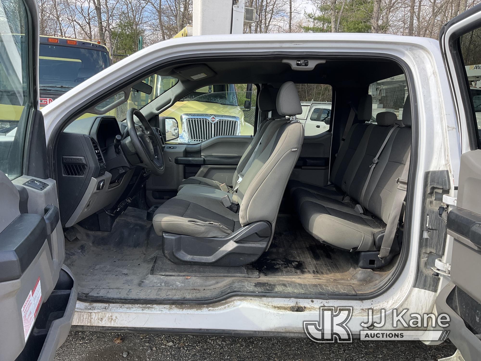 (Shrewsbury, MA) 2019 Ford F150 4x4 Extended-Cab Pickup Truck Runs & Struggles To Move When Transmis