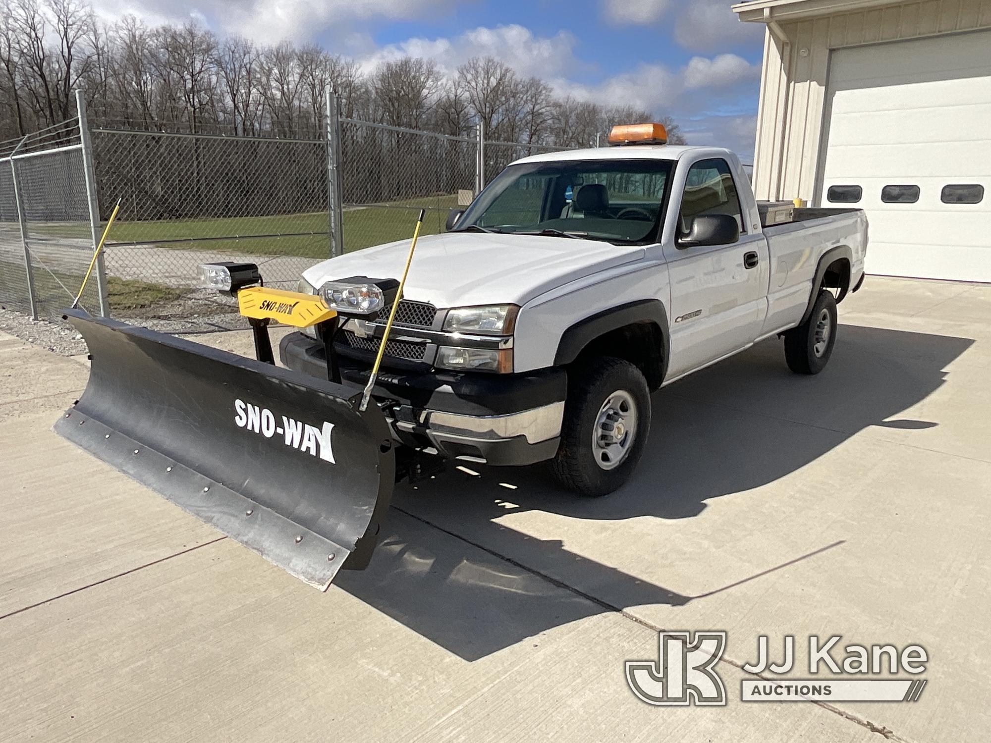 (North Baltimore, OH) 2003 Chevrolet K2500HD 4x4 Pickup Truck, Electric Cooperative Owned Unit Runs