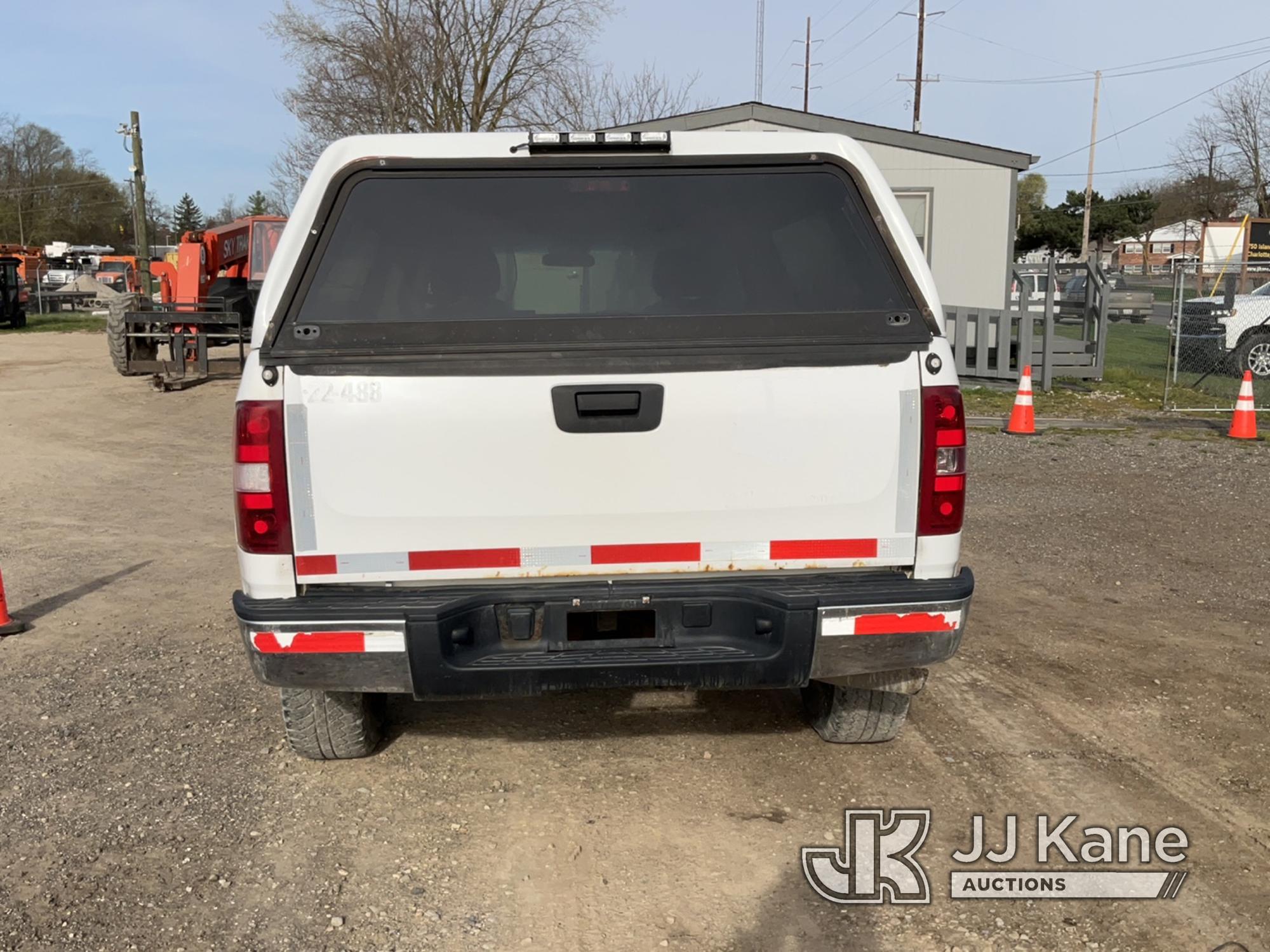 (Charlotte, MI) 2008 Chevrolet Silverado 1500 4x4 Pickup Truck Runs & Moves) (Jump To Start, Rust Da