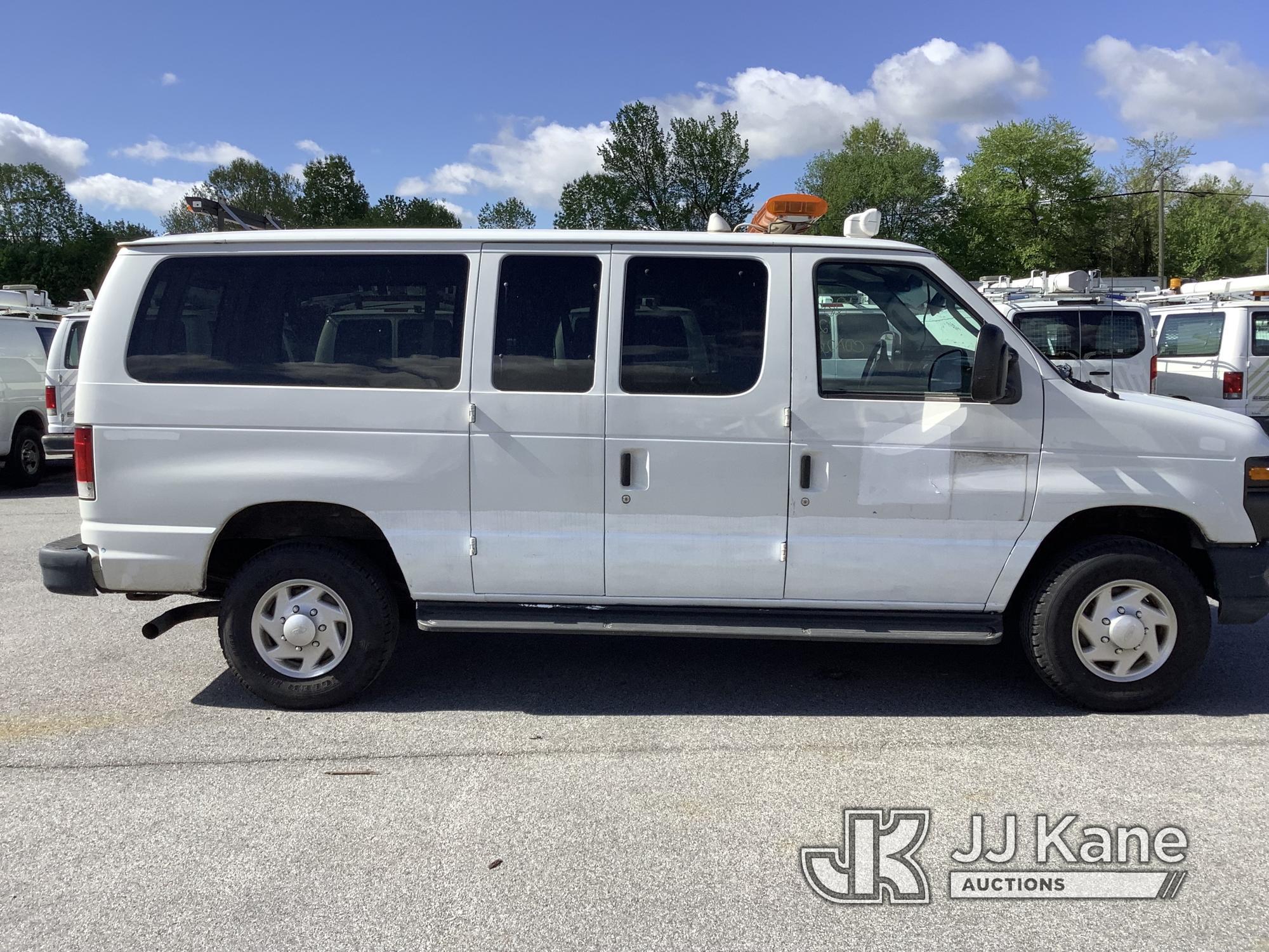 (Chester Springs, PA) 2012 Ford E350 Cargo Van Runs & Moves, No Reverse, Bad Trans, Gear Shifter Ind