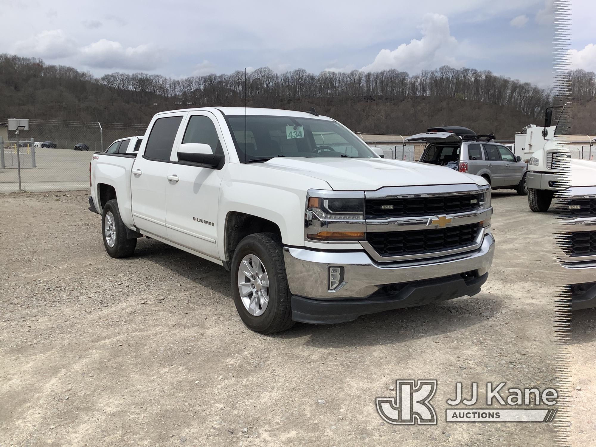 (Smock, PA) 2017 Chevrolet Silverado 1500 4x4 Crew-Cab Pickup Truck Runs, Moves Rough, Bad Transmiss