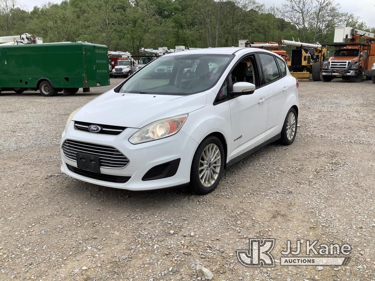 (Smock, PA) 2013 Ford C-Max 4-Door Hybrid Sedan Title Delay) (Runs & Moves, Rust & Paint Damage