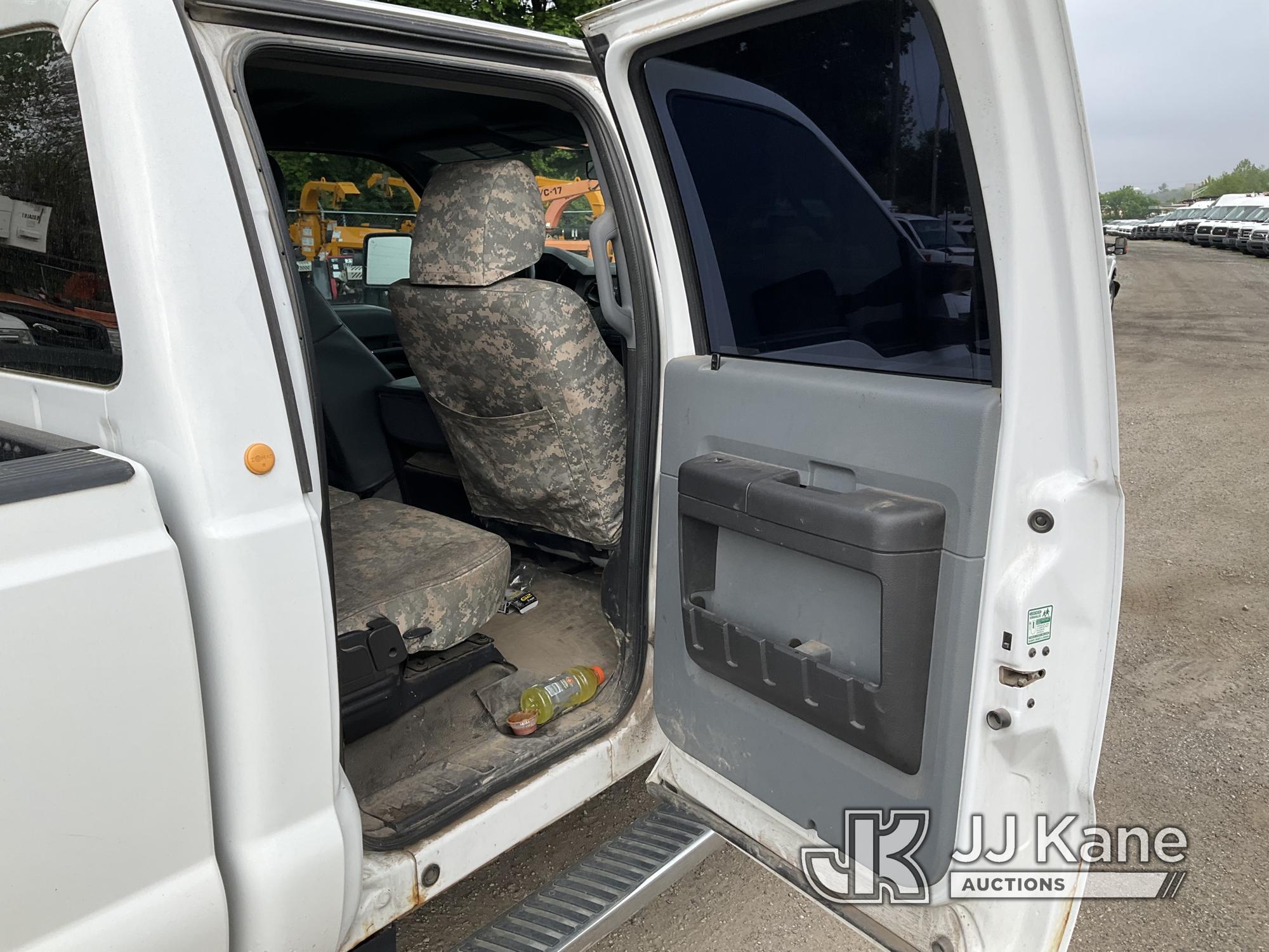 (Plymouth Meeting, PA) 2013 Ford F250 4x4 Crew-Cab Pickup Truck Runs & Moves, Body & Rust Damage, Se