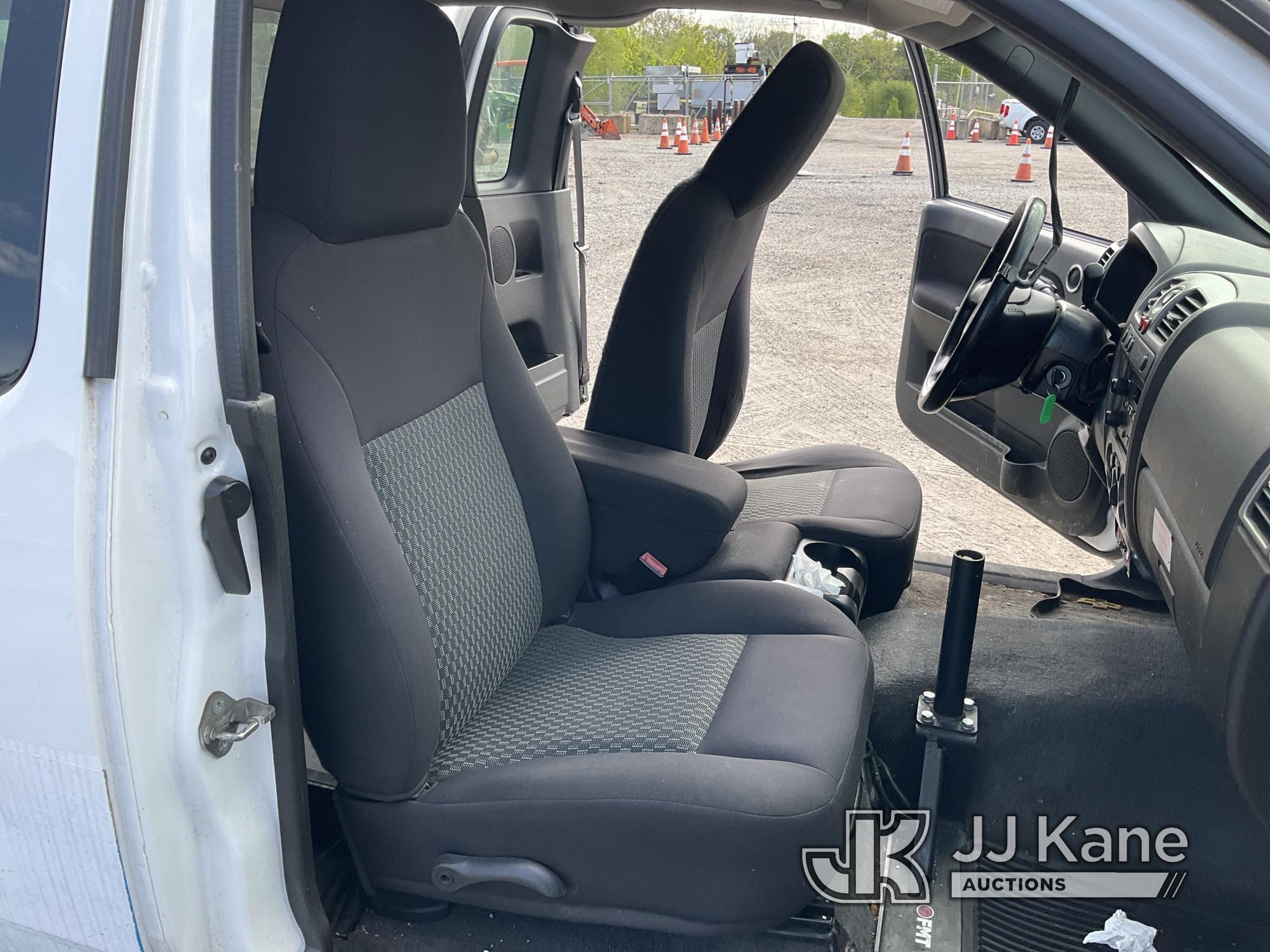 (Plymouth Meeting, PA) 2012 Chevrolet Colorado 4x4 Extended-Cab Pickup Truck Runs & Moves, Body & Ru