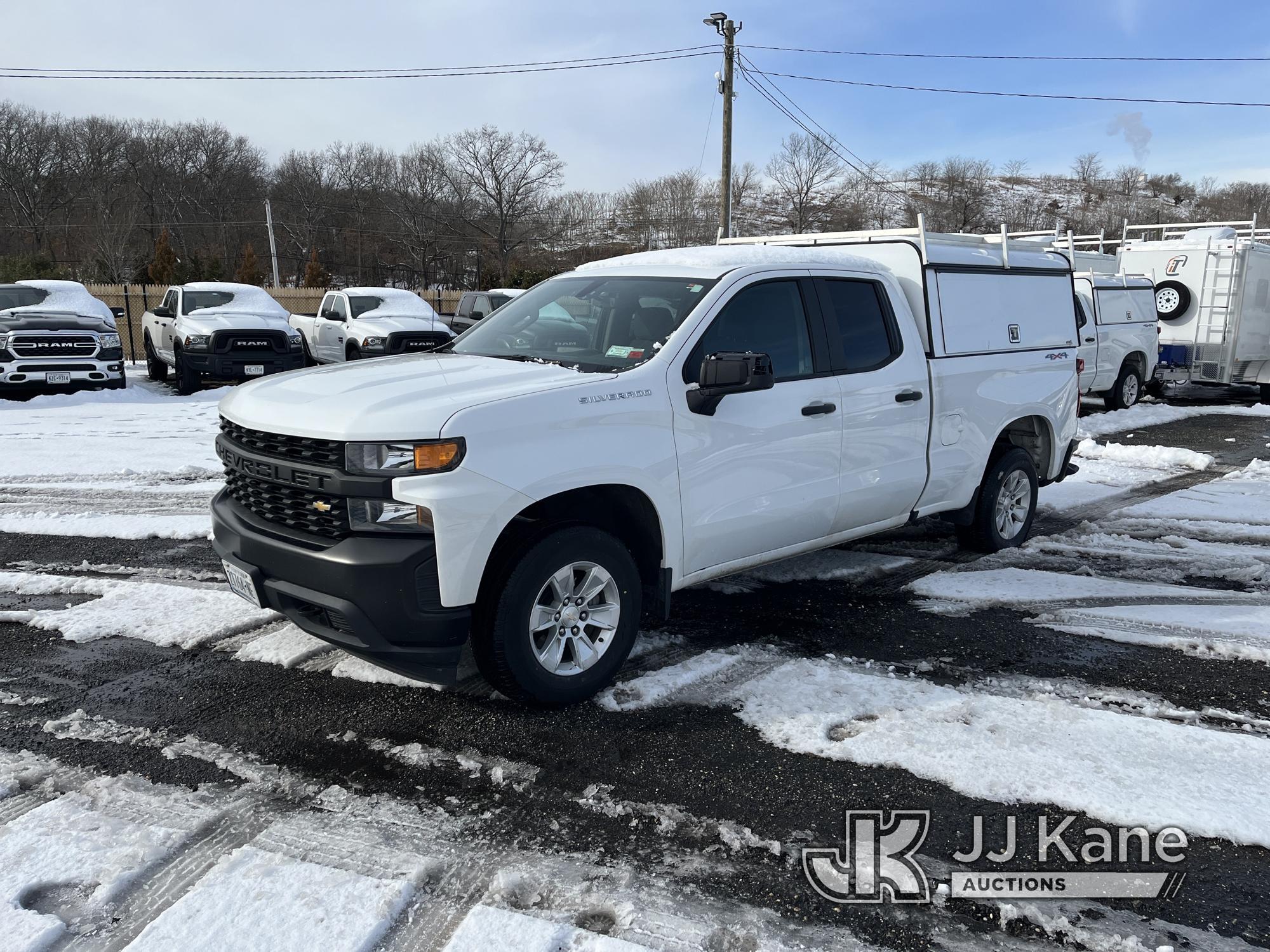 (Kings Park, NY) 2021 Chevrolet Silverado 1500 4x4 Extended-Cab Pickup Truck Runs & Moves, Body Dama