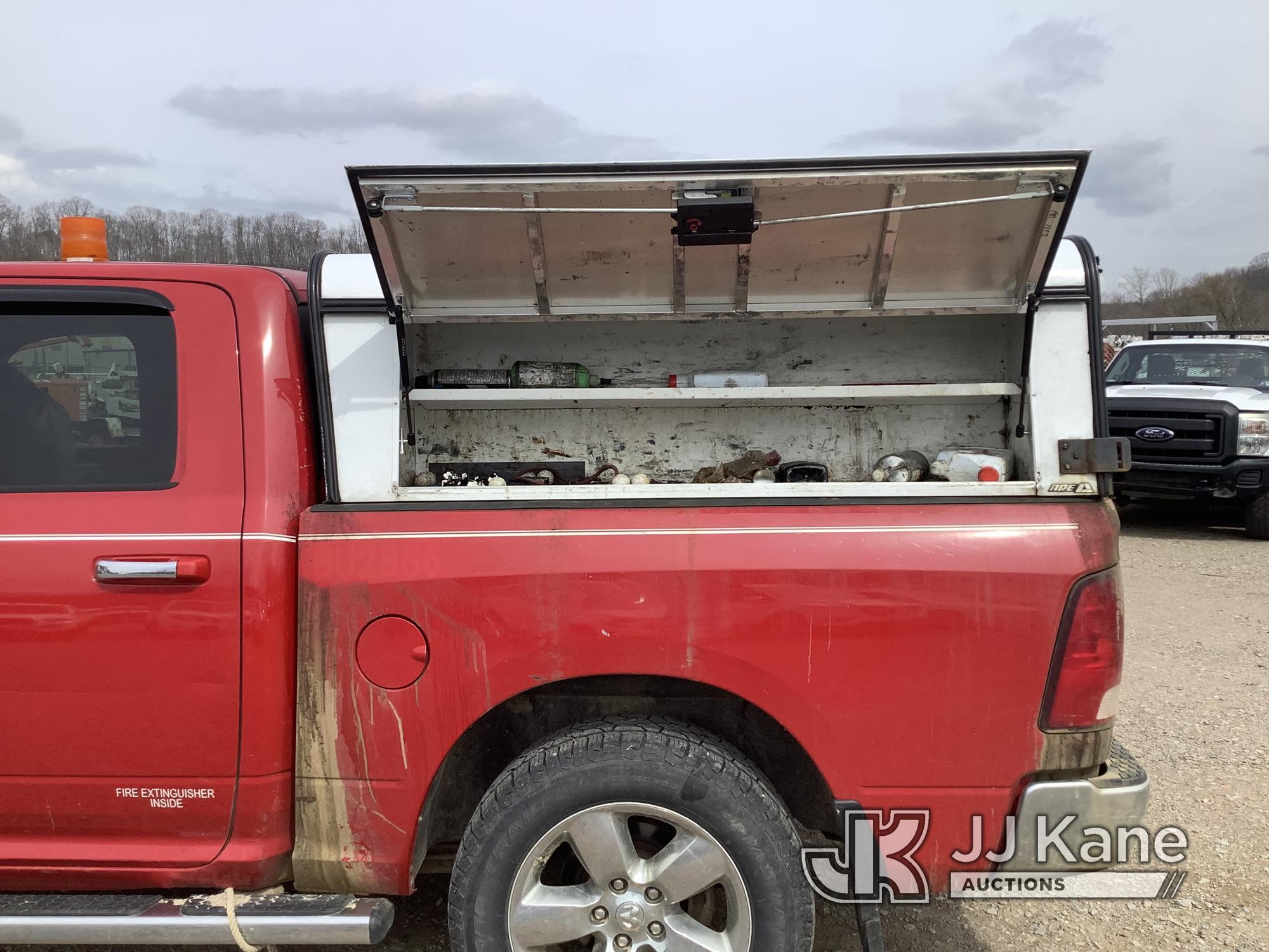 (Smock, PA) 2017 RAM 1500 4x4 Crew-Cab Pickup Truck Physical Title Unavailable, 45 Day Electronic Ti