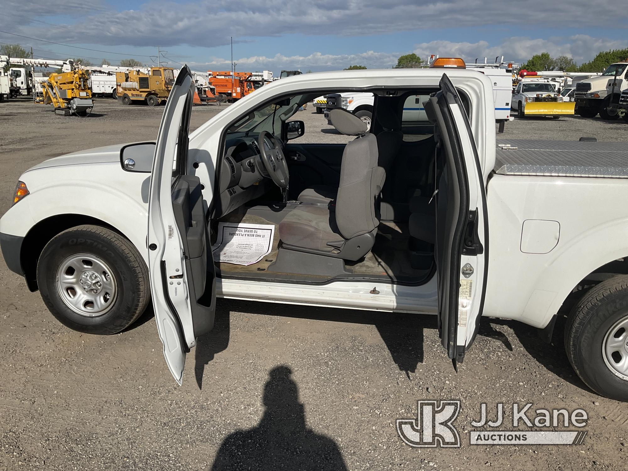 (Plymouth Meeting, PA) 2017 Nissan Frontier Extended-Cab Pickup Truck Runs & Moves, Body & Rust Dama