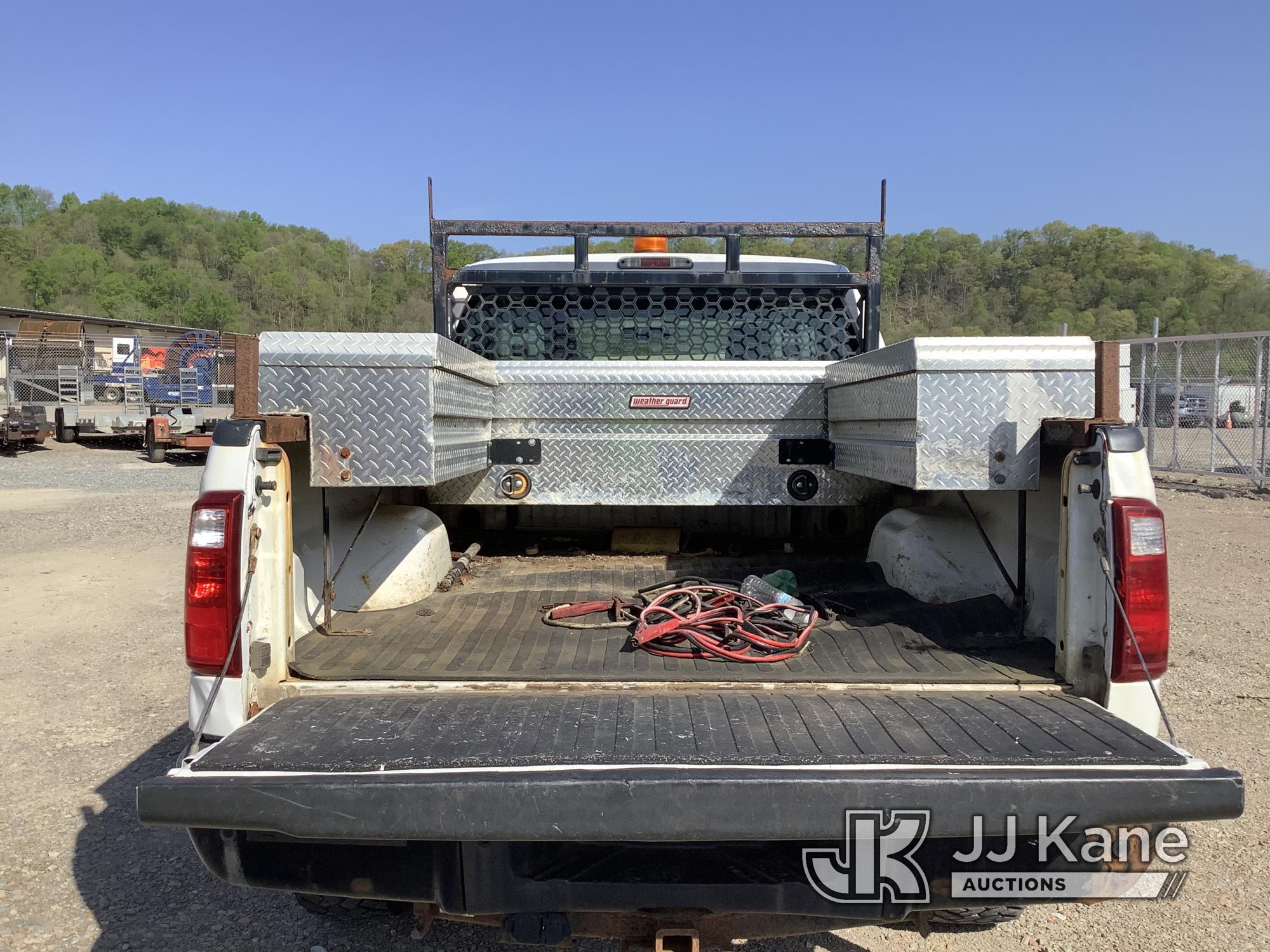 (Smock, PA) 2015 Ford F250 4x4 Extended-Cab Pickup Truck Runs & Moves, Jump To Start, Disconnected T