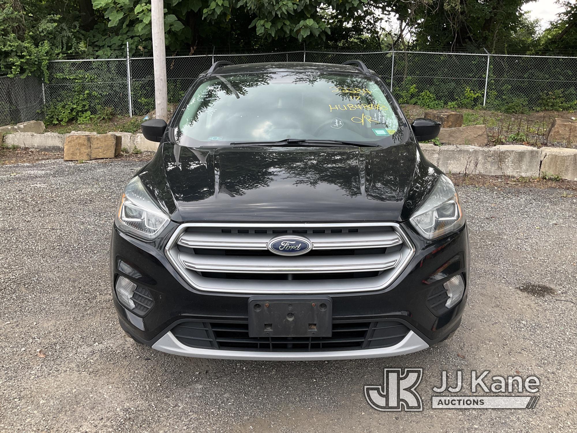 (Plymouth Meeting, PA) 2017 Ford Escape 4x4 4-Door Sport Utility Vehicle Runs & Moves, Check Engine