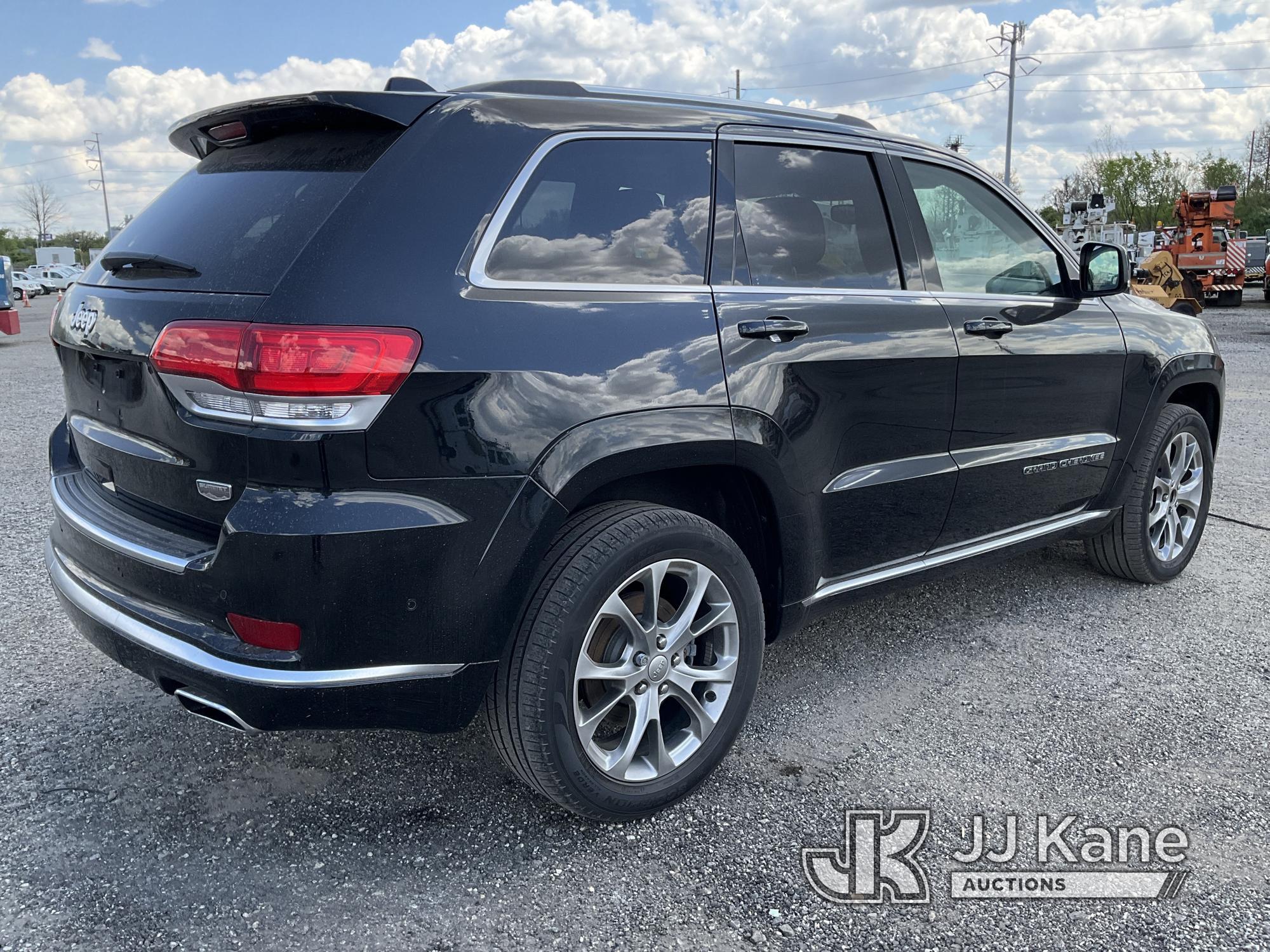 (Plymouth Meeting, PA) 2019 Jeep Grand Cherokee 4x4 4-Door Sport Utility Vehicle Runs & Moves, Body