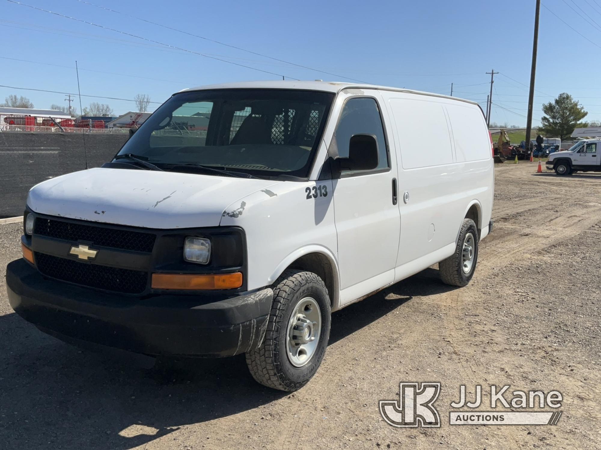 (Charlotte, MI) 2007 Chevrolet Express G2500 Cargo Van Runs, Moves, Rust, Body Damage , Engine Light