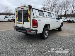 (Smock, PA) 2013 GMC Sierra 2500HD 4x4 Pickup Truck Title Delay) (Runs & Moves, Air Compressor Opera