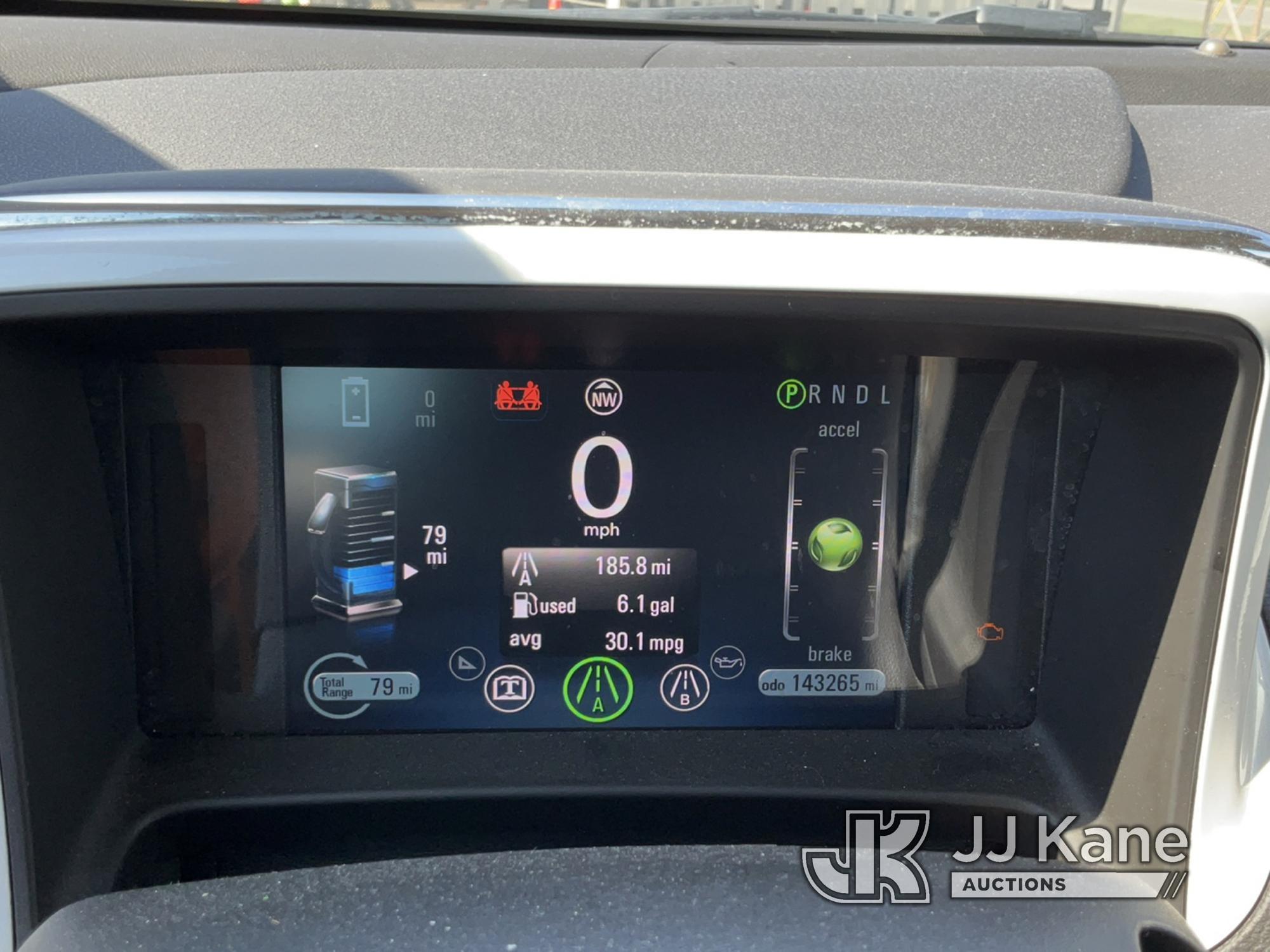 (Charlotte, MI) 2011 Chevrolet Volt 4-Door Plug-In Hybrid Sedan Runs & Moves) (Engine Light Is On, P