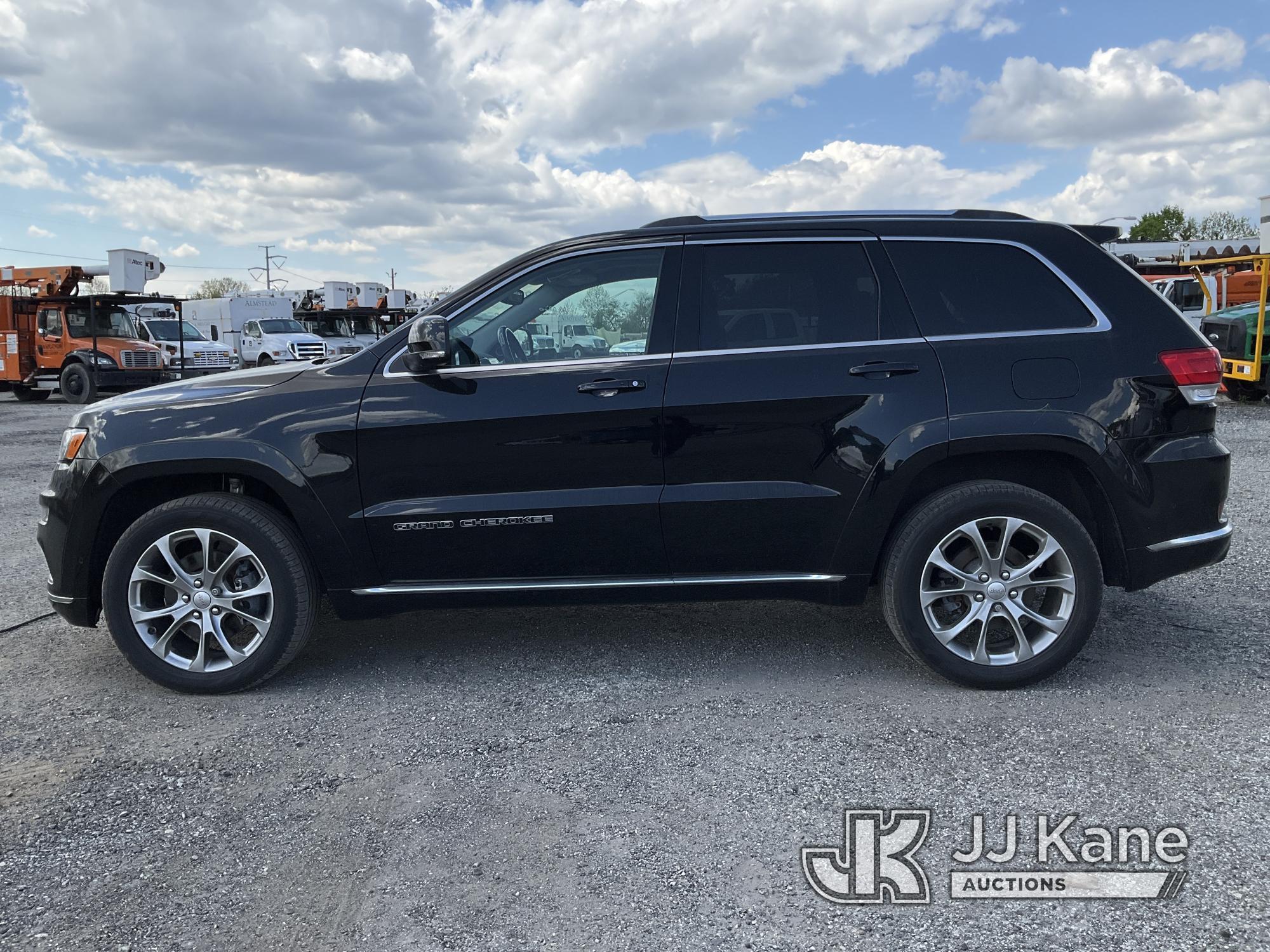 (Plymouth Meeting, PA) 2019 Jeep Grand Cherokee 4x4 4-Door Sport Utility Vehicle Runs & Moves, Body