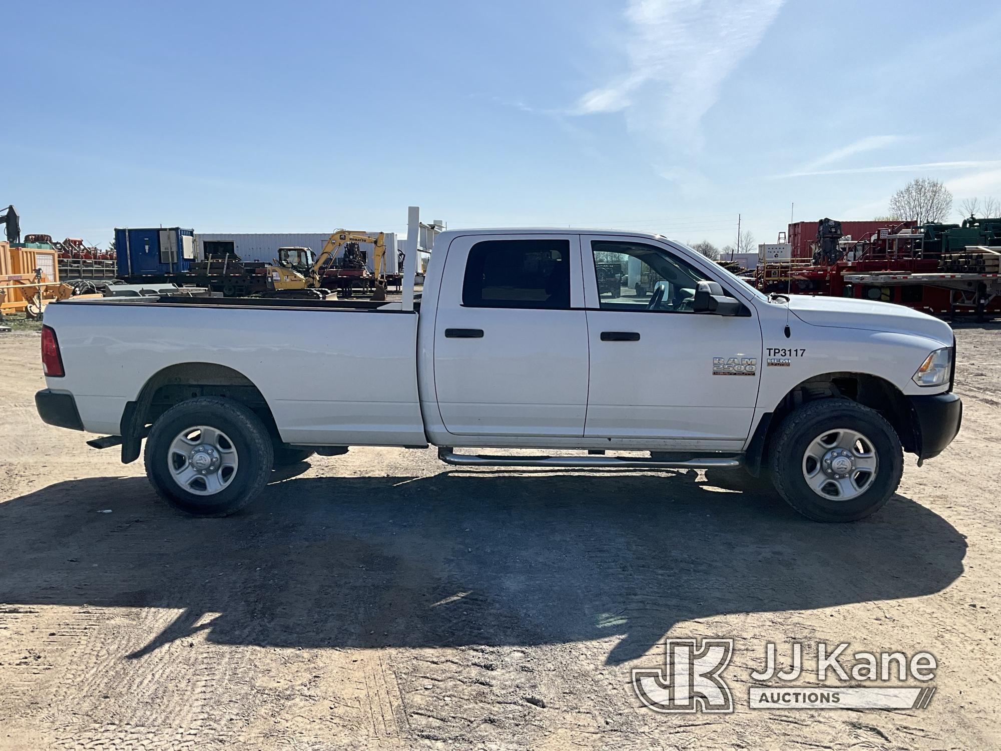 (Rosebush, MI) 2014 RAM 2500 4x4 Pickup Truck Runs & Moves) (Jump To Start.