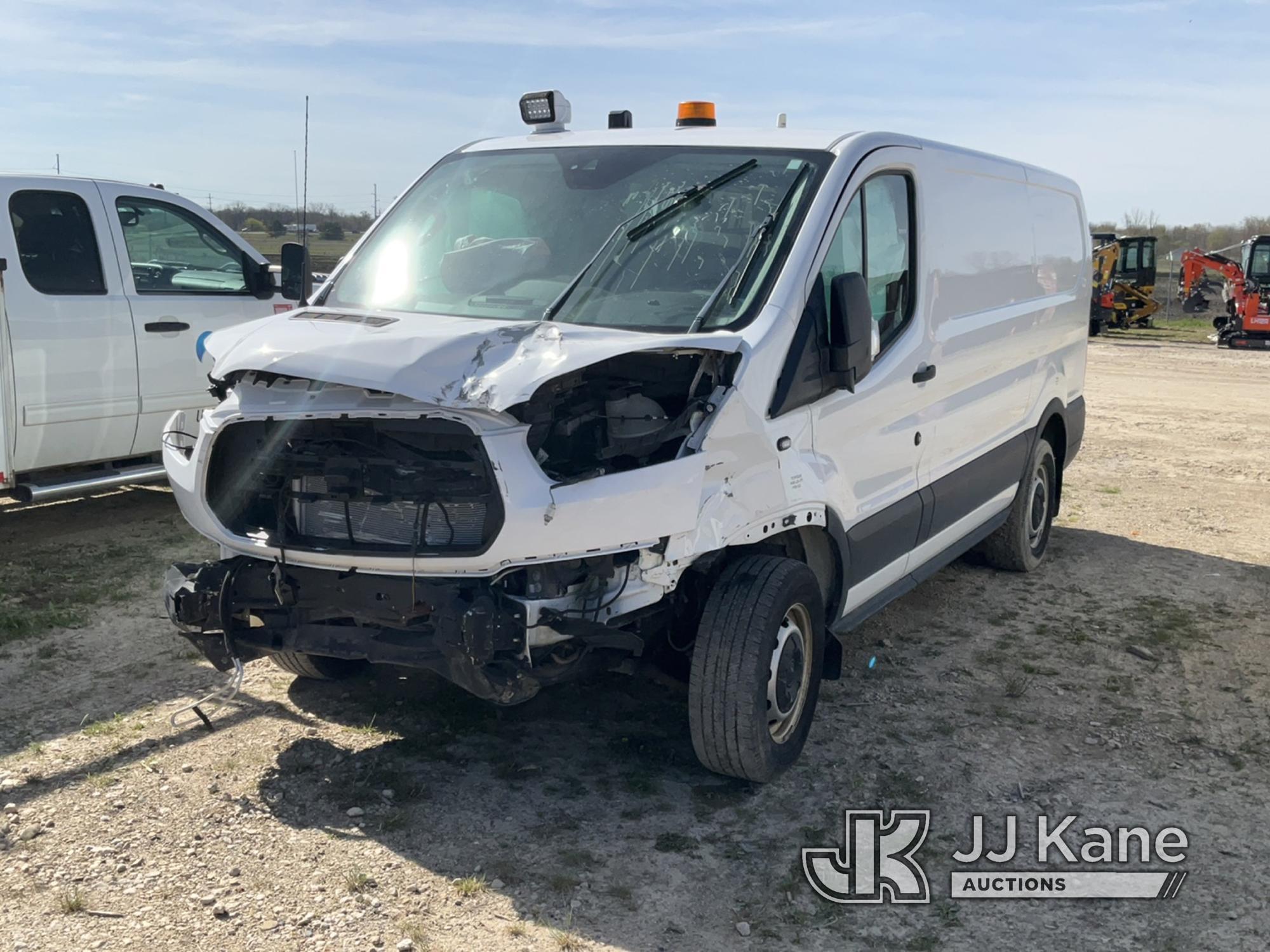 (Charlotte, MI) 2019 Ford Transit-250 Cargo Van Condition Unknown, Wrecked, All Airbags Deployed, BU