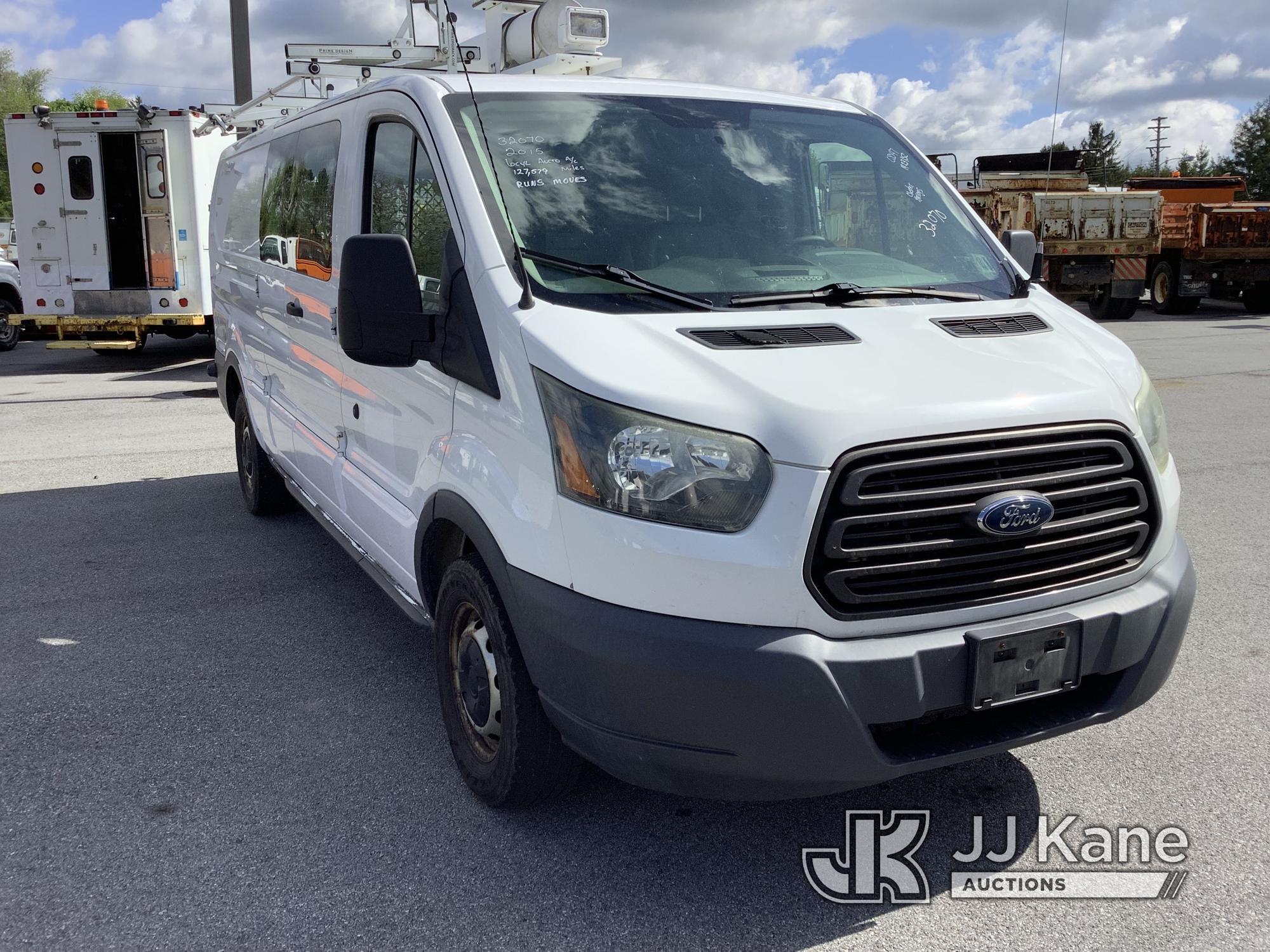 (Chester Springs, PA) 2015 Ford Transit 350 Cargo Van Runs & Moves, Rust & Body Damage) (Inspection