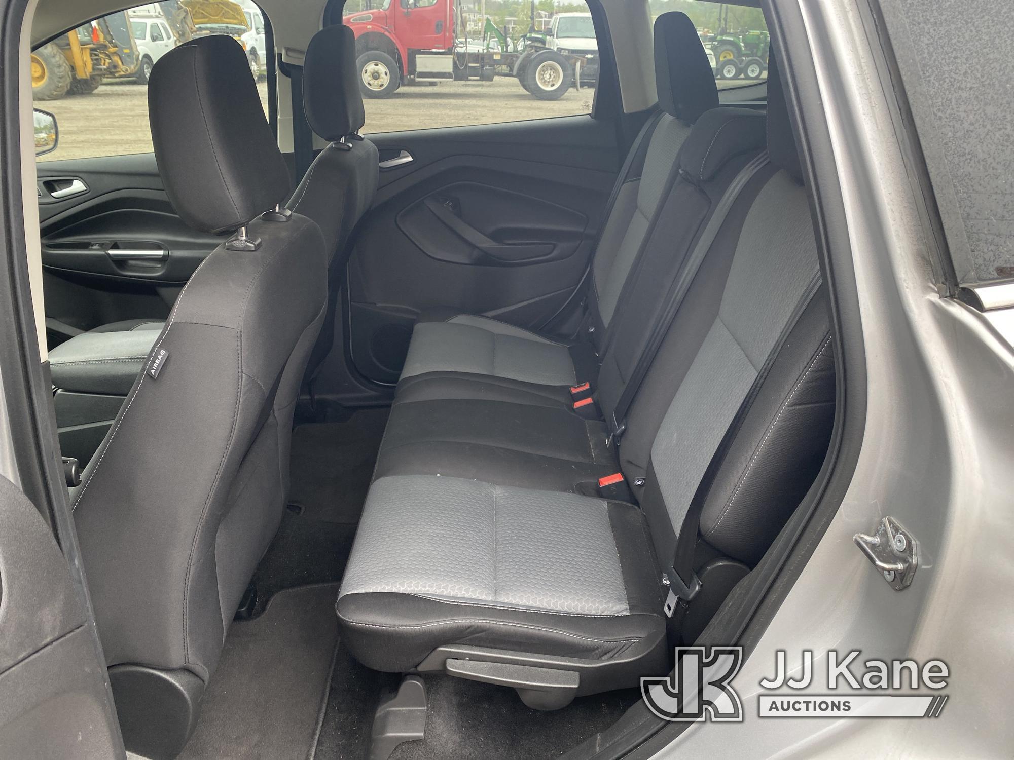 (Plymouth Meeting, PA) 2019 Ford Escape 4x4 4-Door Sport Utility Vehicle Runs & Moves, Body & Rust D