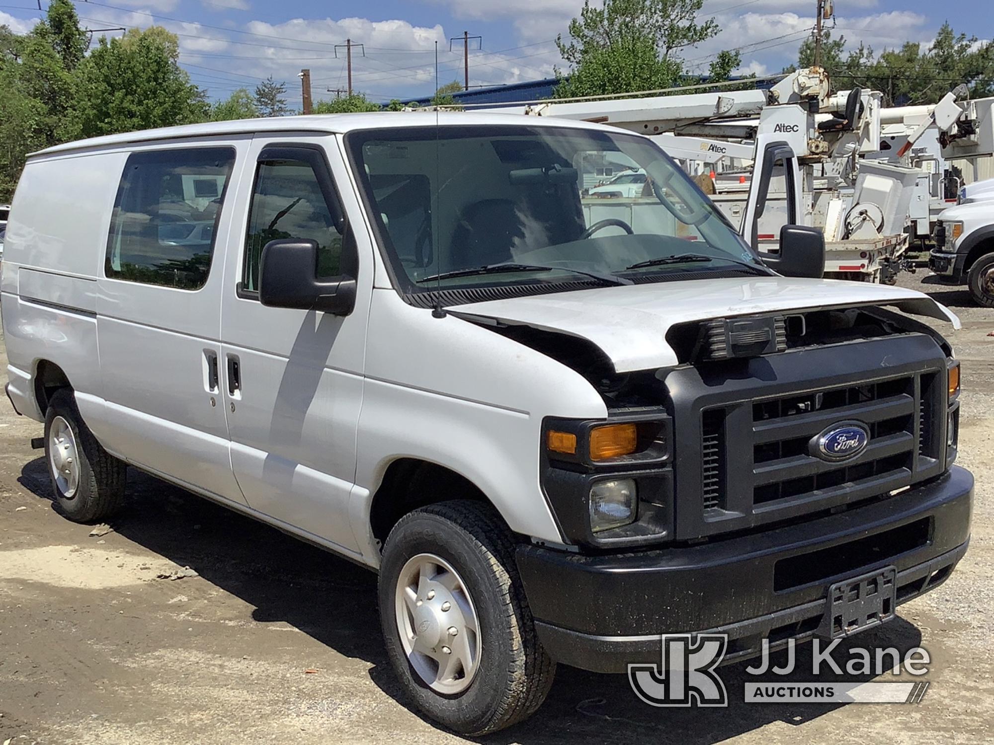 (Harmans, MD) 2008 Ford E150 Cargo Van Runs & Moves, Only Runs On Jump Pack, Rust & Body Damage